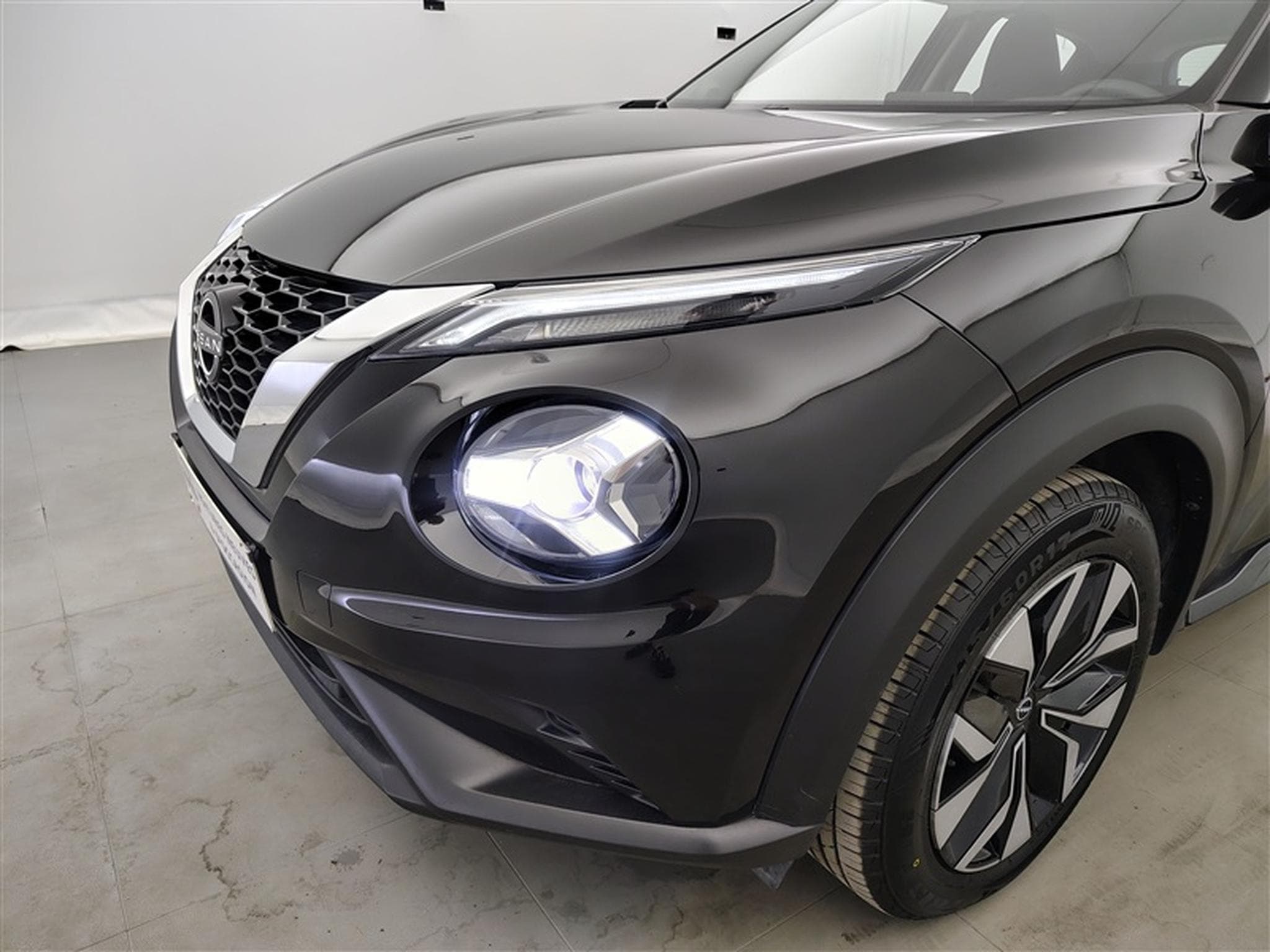 Nissan Juke 1.0 DIG-T 2WD Acenta CARPLAY / FULL LED / CLIM (2023) - Photo 15