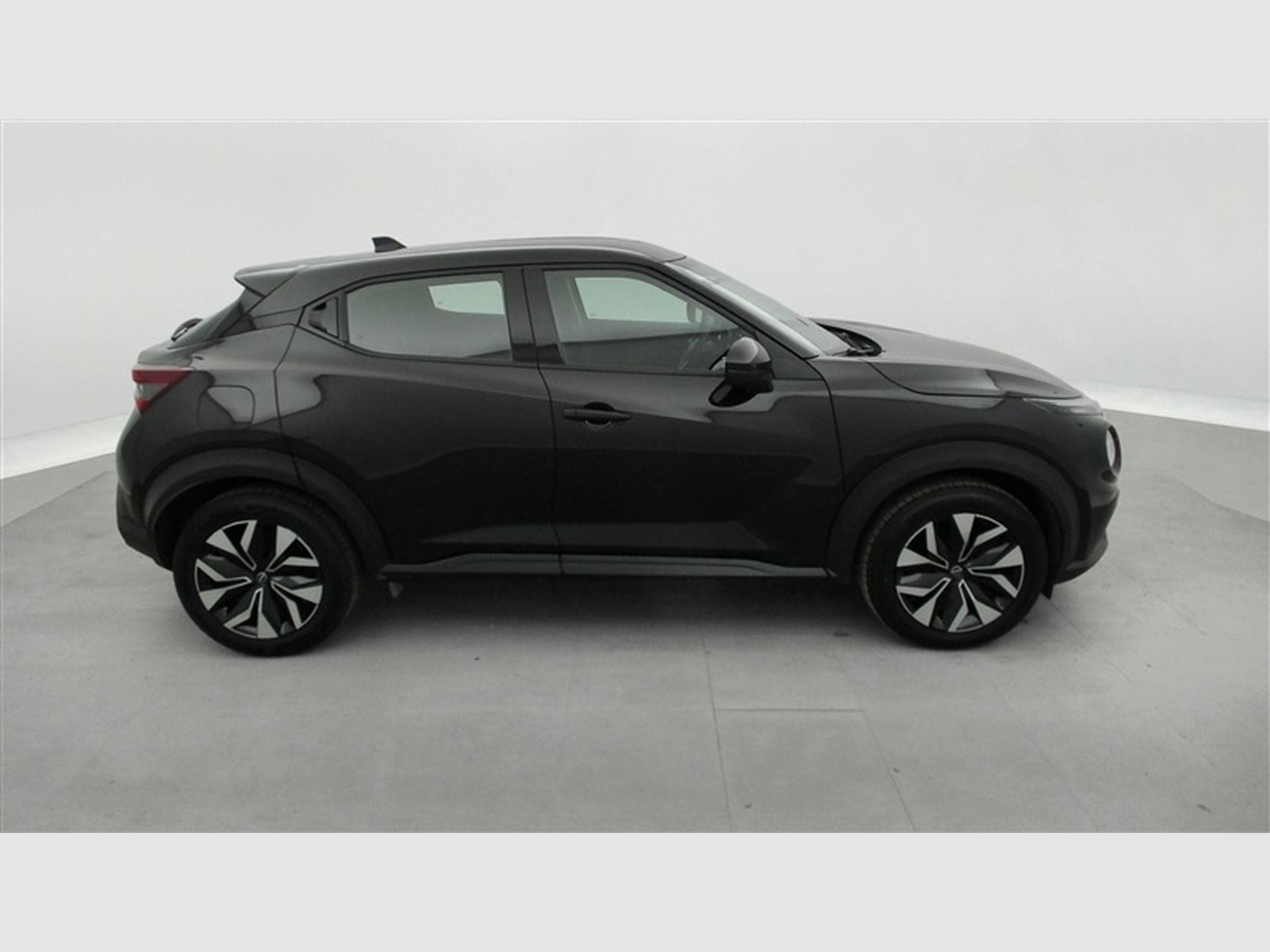 Nissan Juke 1.0 DIG-T 2WD Acenta CARPLAY / FULL LED / CLIM (2023) - Photo 24