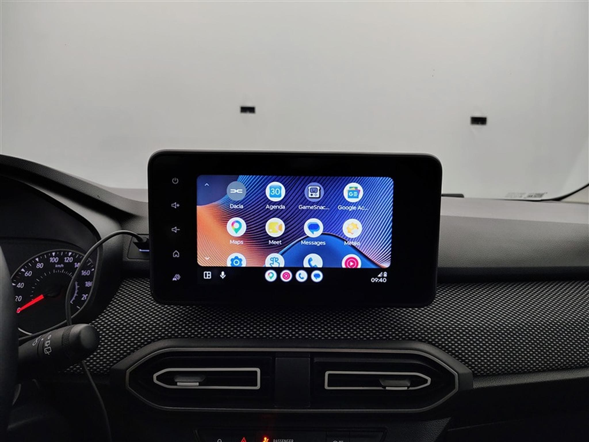 Dacia Sandero 1.0 TCe Journey CARPLAY / FULL LED / PDC AV-AR (2025) - Photo 18