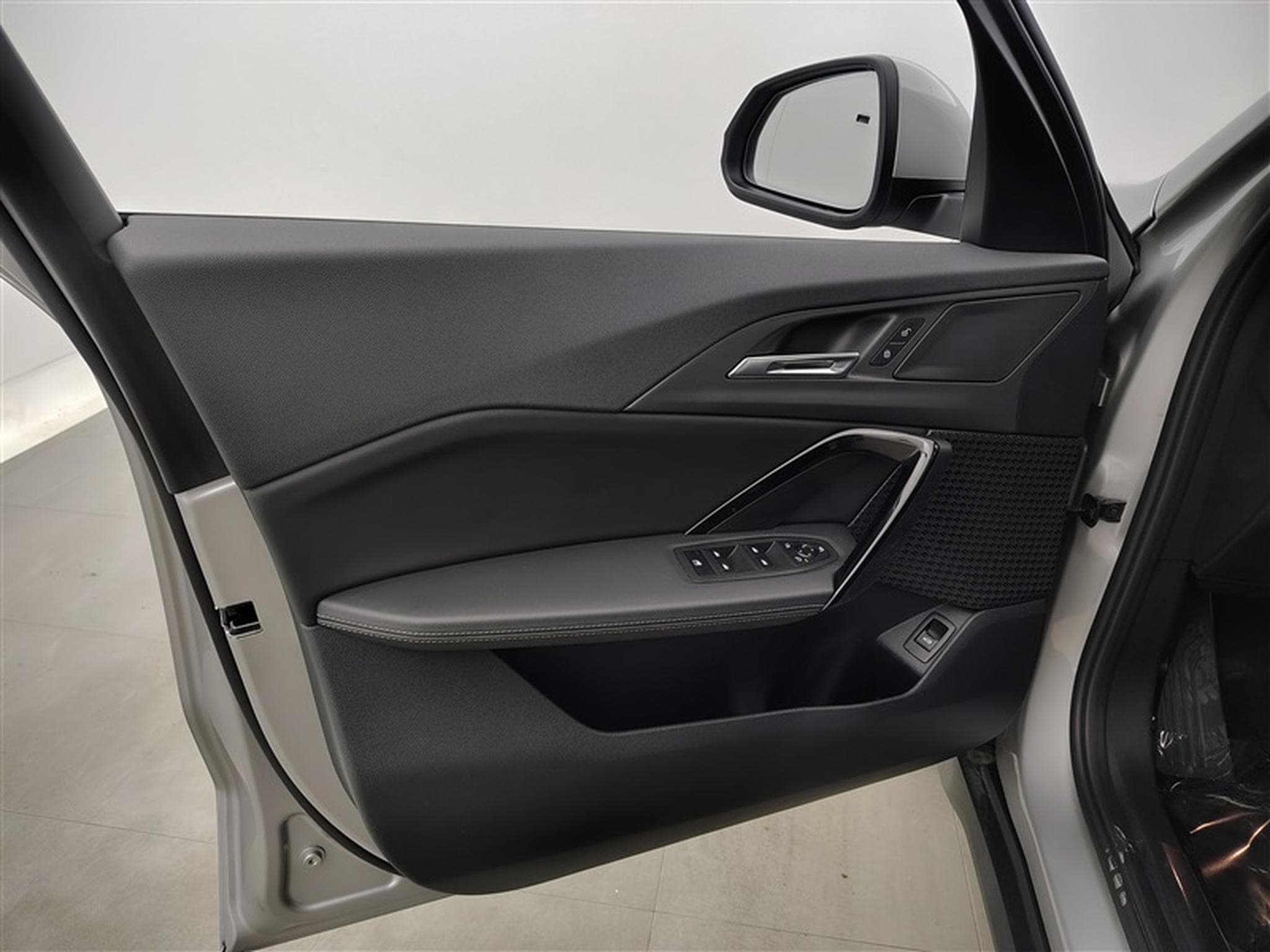 BMW X1 2.0 dA sDrive18 Cuir / Navi / Led (2024) - Photo 17