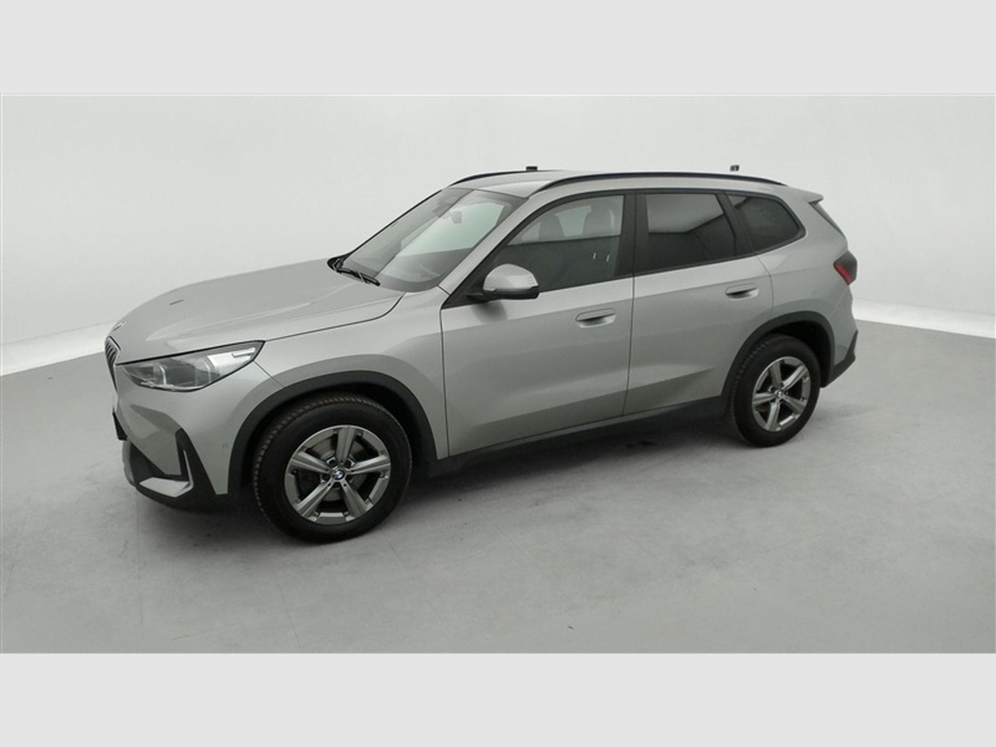 BMW X1 2.0 dA sDrive18 Cuir / Navi / Led (2024) - Photo 22