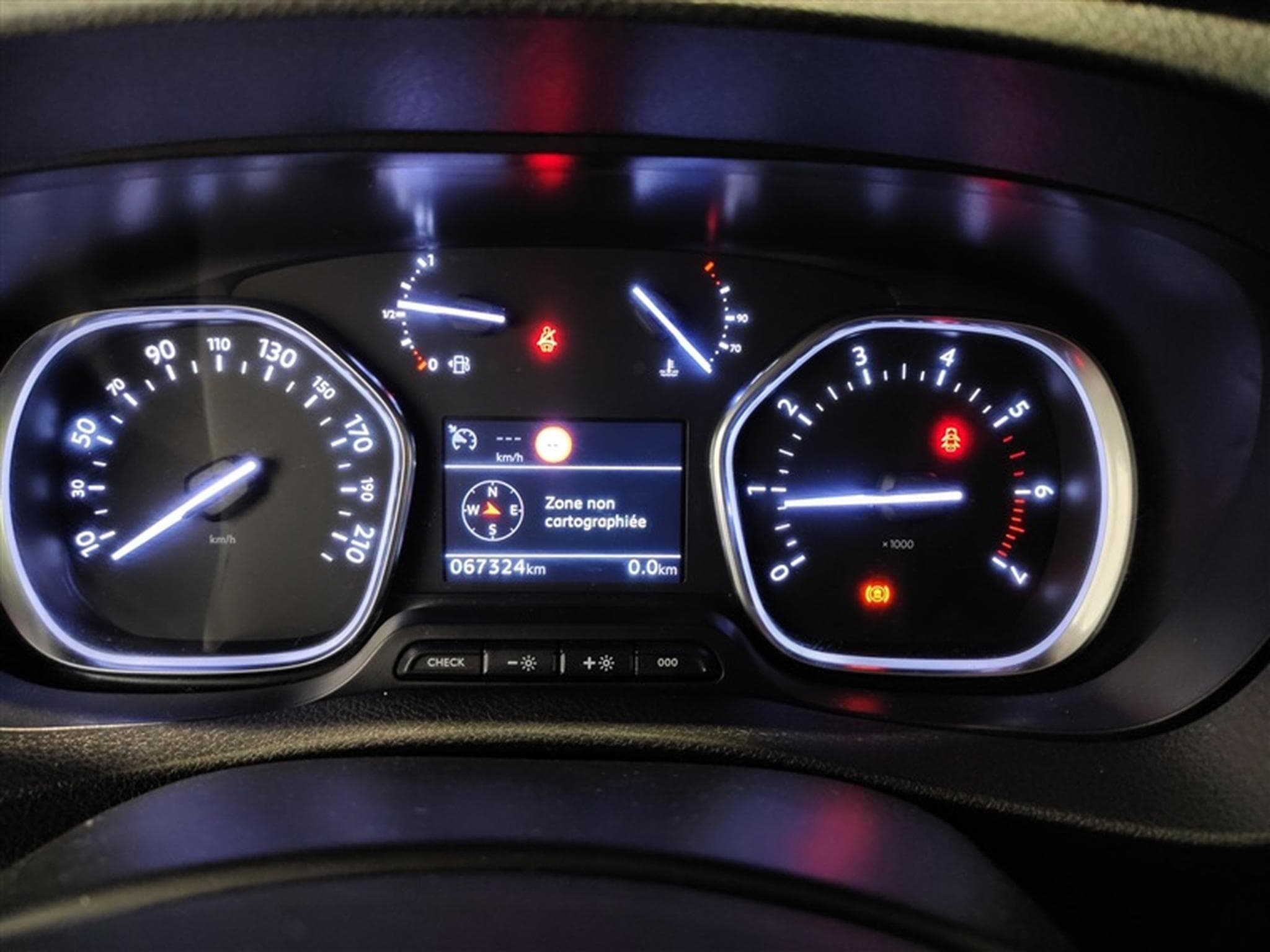 Peugeot Expert 2.0 BlueHDi EAT8 L2 NAVI CLIM / TEL / PDC AV-AR (2023) - Photo 10