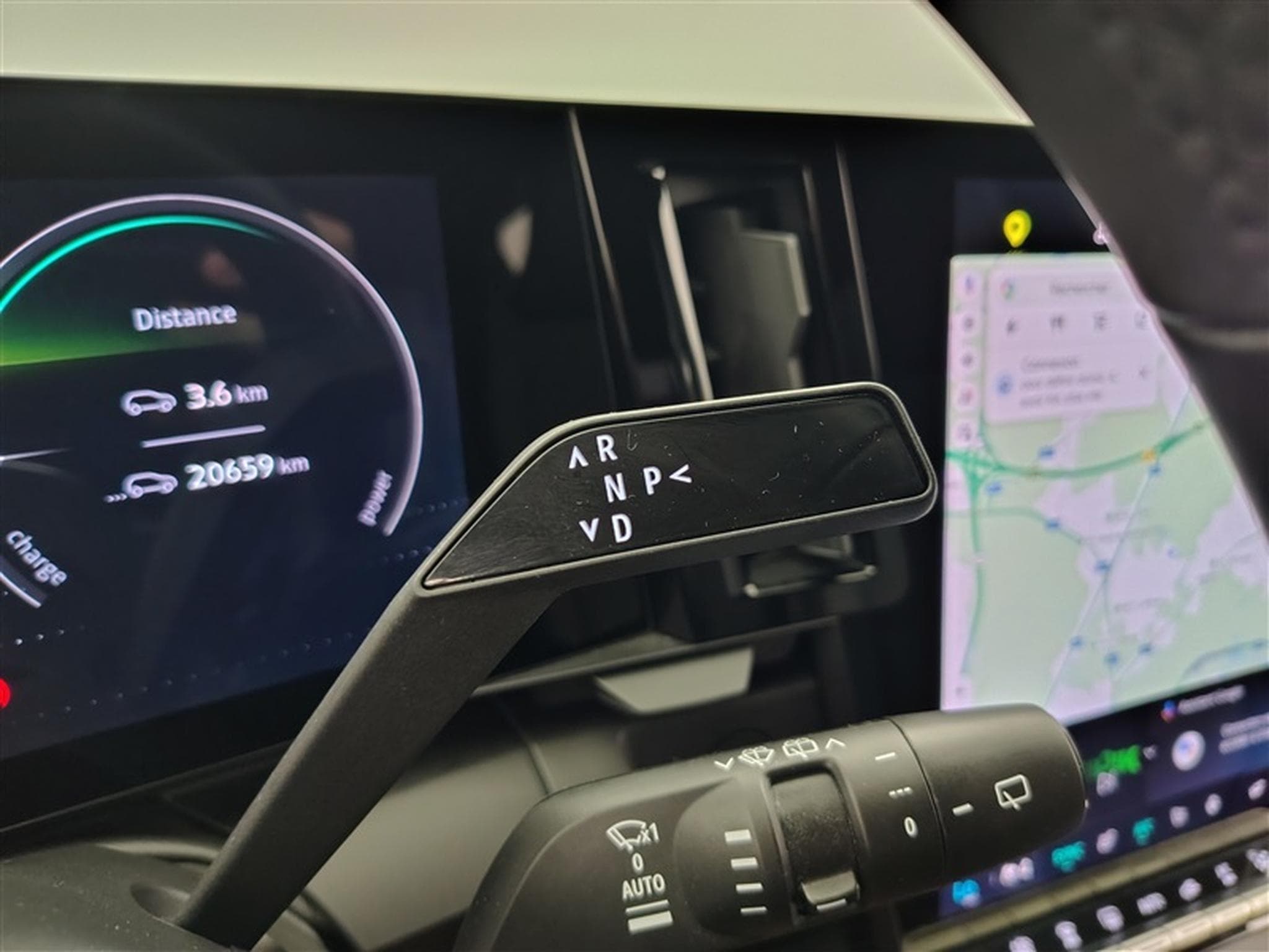Renault Megane e-Megane E-Tech 40 kWh Evolution R130 (2023) - Photo 12