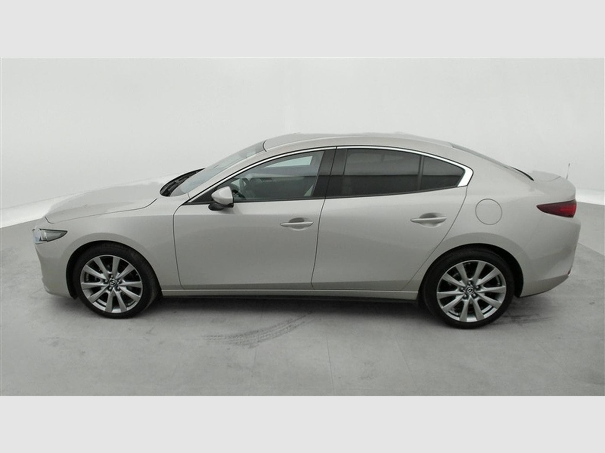 Mazda #3 Hatchback 2.0i e-Skyactiv-G Nagisa (2024) - Photo 3