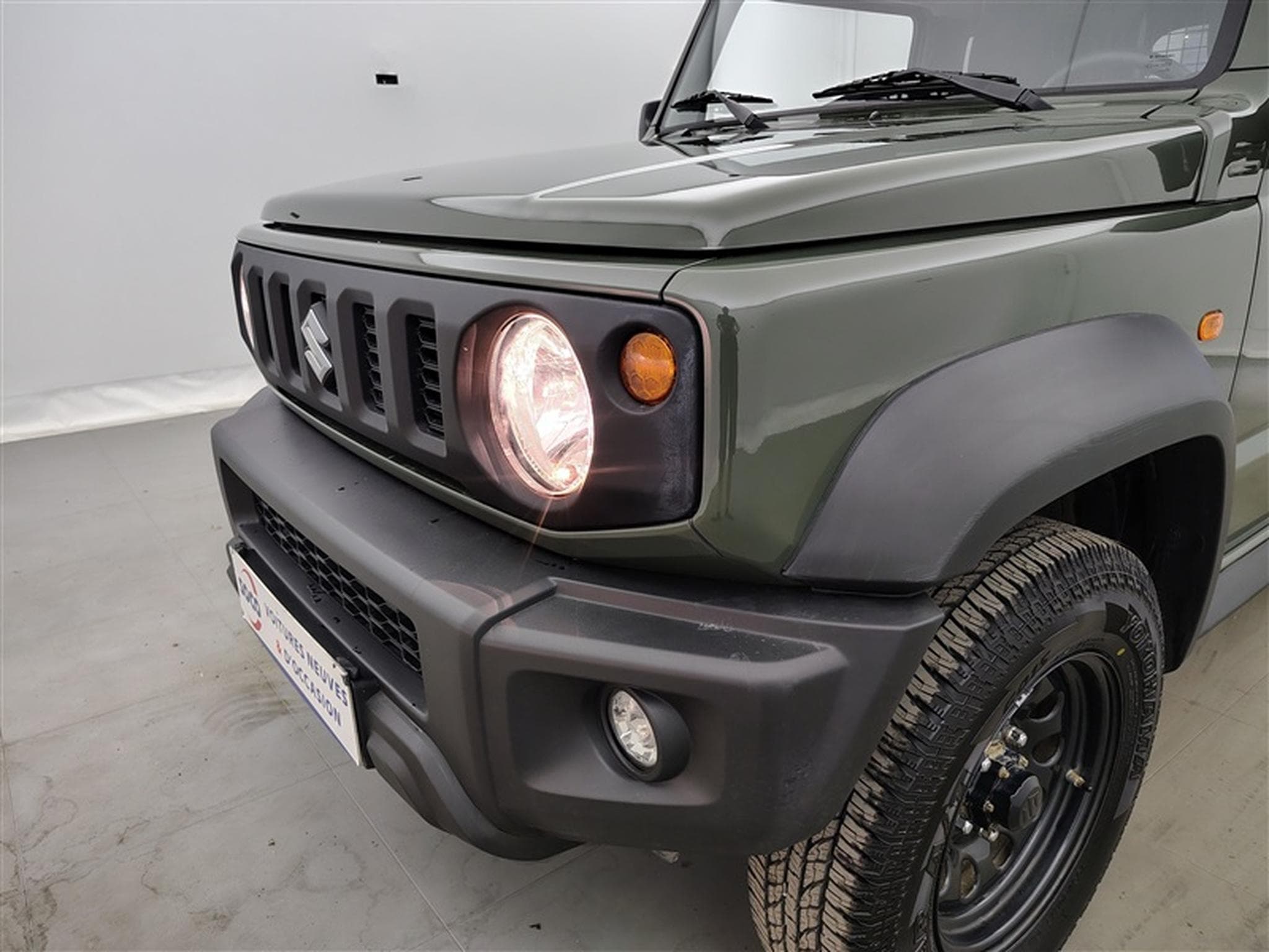 Suzuki Jimny 1.5i 4x4 GL CLIM / BLUETOOTH (2022) - Photo 14