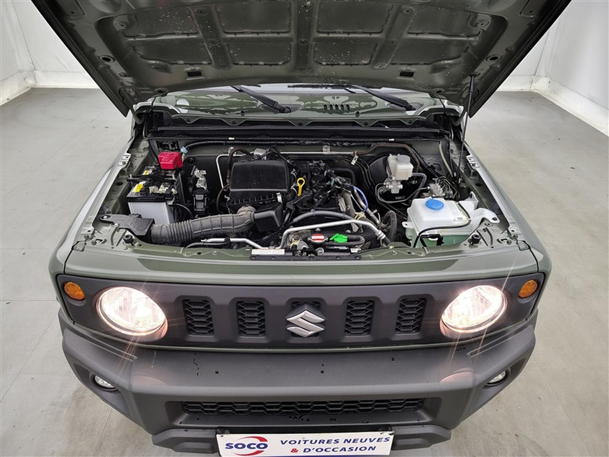 Suzuki Jimny 1.5i 4x4 GL CLIM / BLUETOOTH (2022) - Photo 16