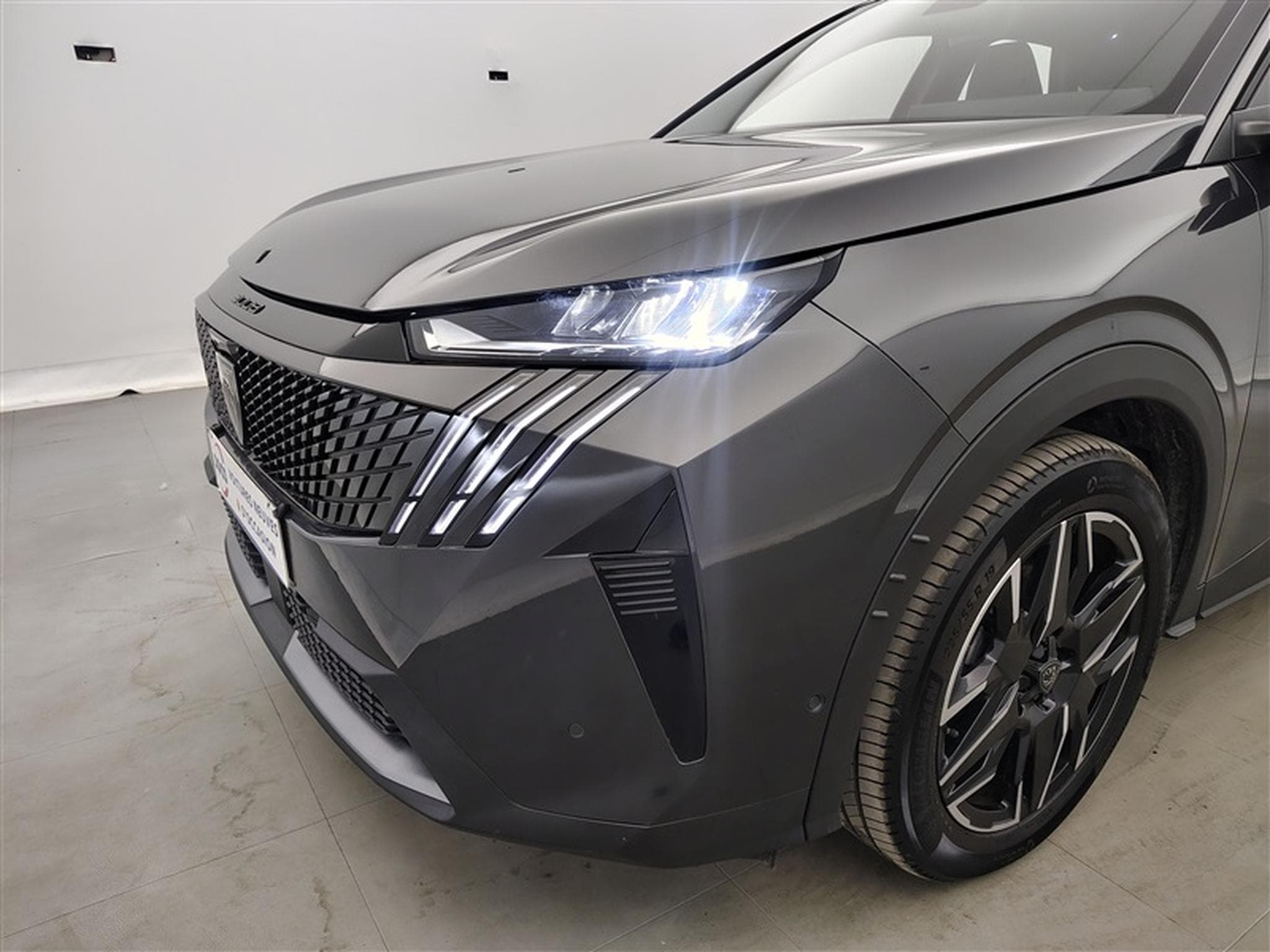 Peugeot 3008 1.2 Hybrid 136Cv e-DCS6 Allure S-CUIR / NAVI / CARPLAY (2025) - Photo 15