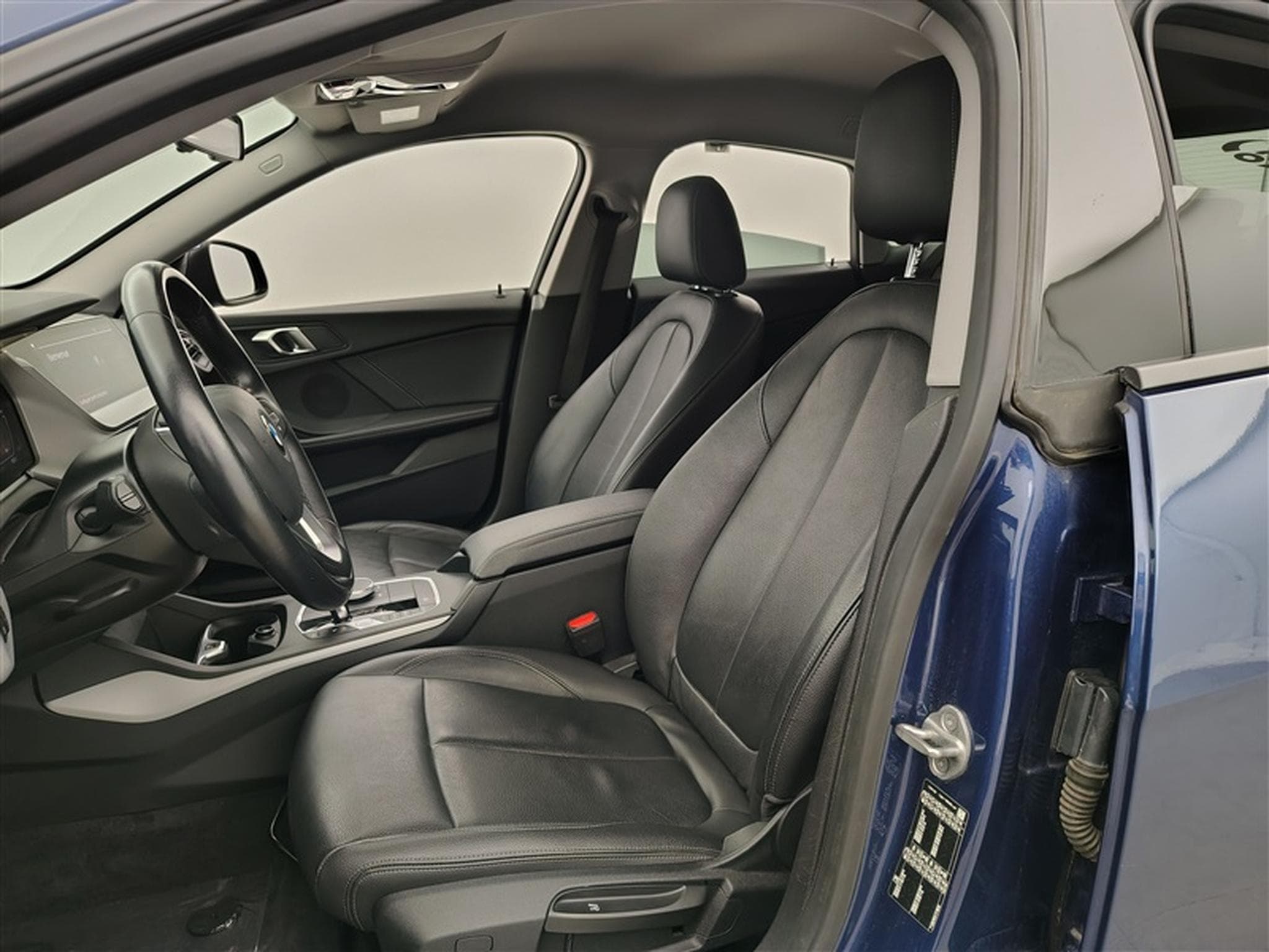 BMW 218 iA Gran Coupé Cuir / Navi / Led / PDC av+ar (2023) - Photo 7