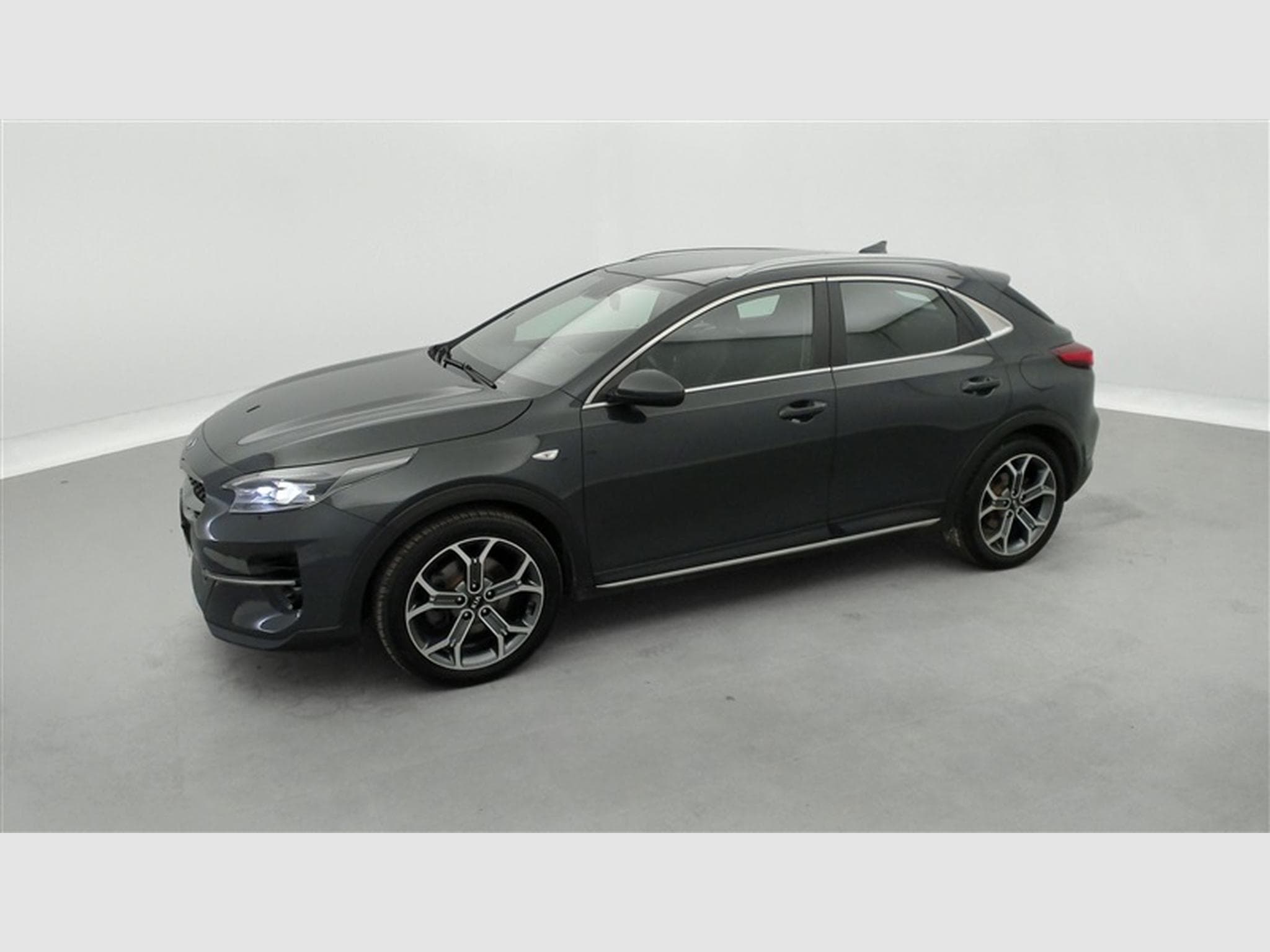 Kia XCeed 1.0 T-GDi Pure ISG (2021) - Photo 21