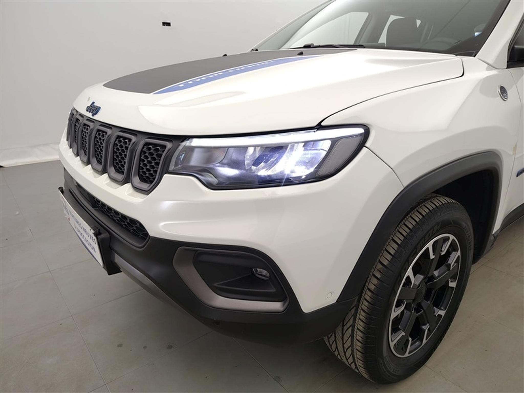 Jeep Compass PHEV 1.3 Turbo eAWD Trailhawk (2023) - Photo 15