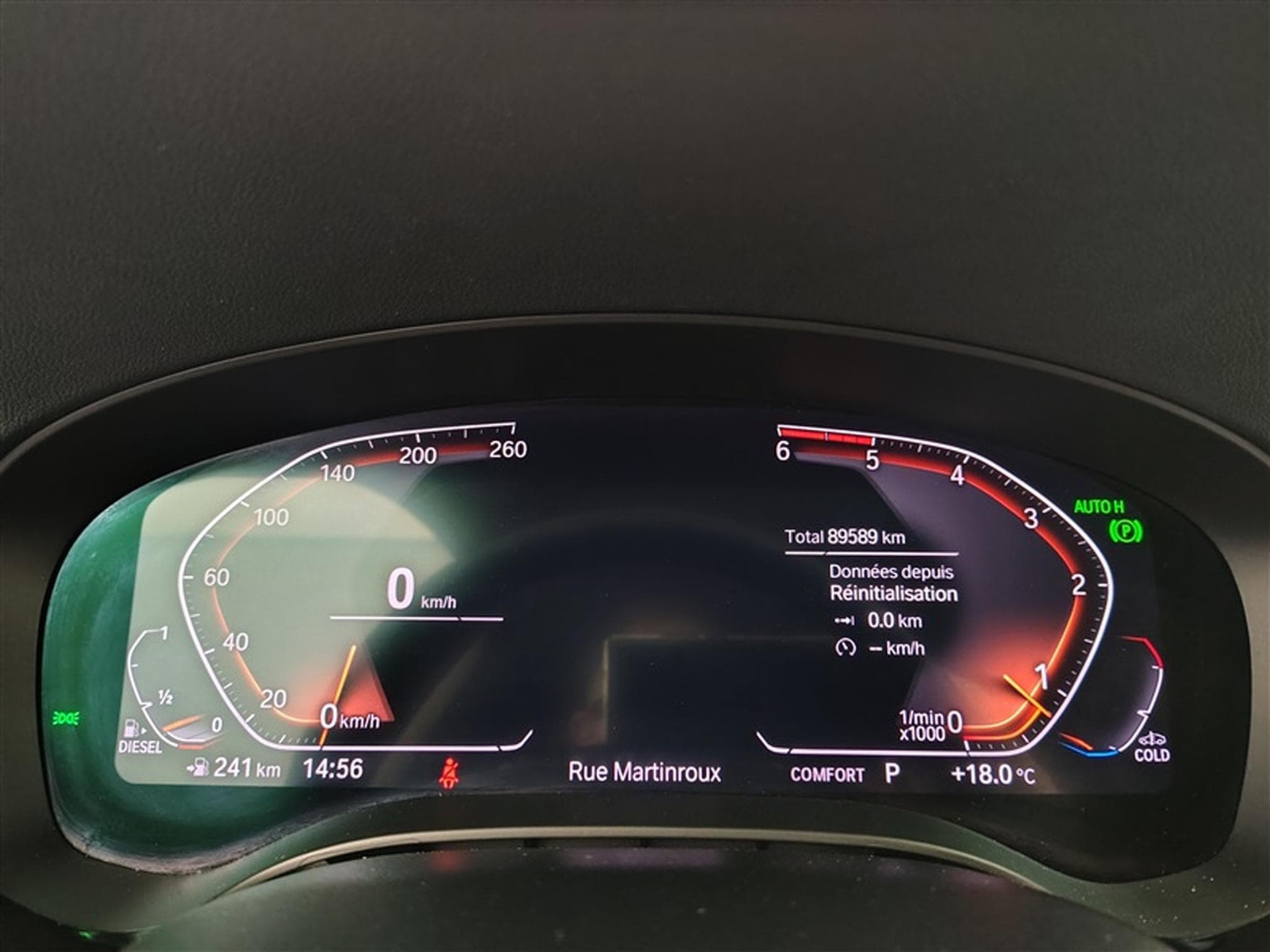 BMW 518 Touring 518 dA AdBlue (2019) - Photo 10