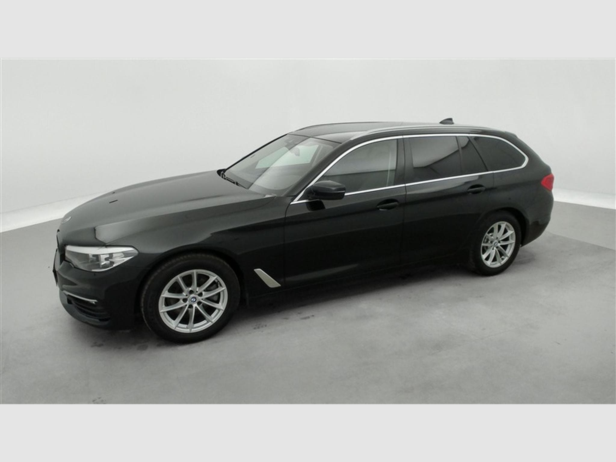 BMW 518 Touring 518 dA AdBlue (2019) - Photo 23