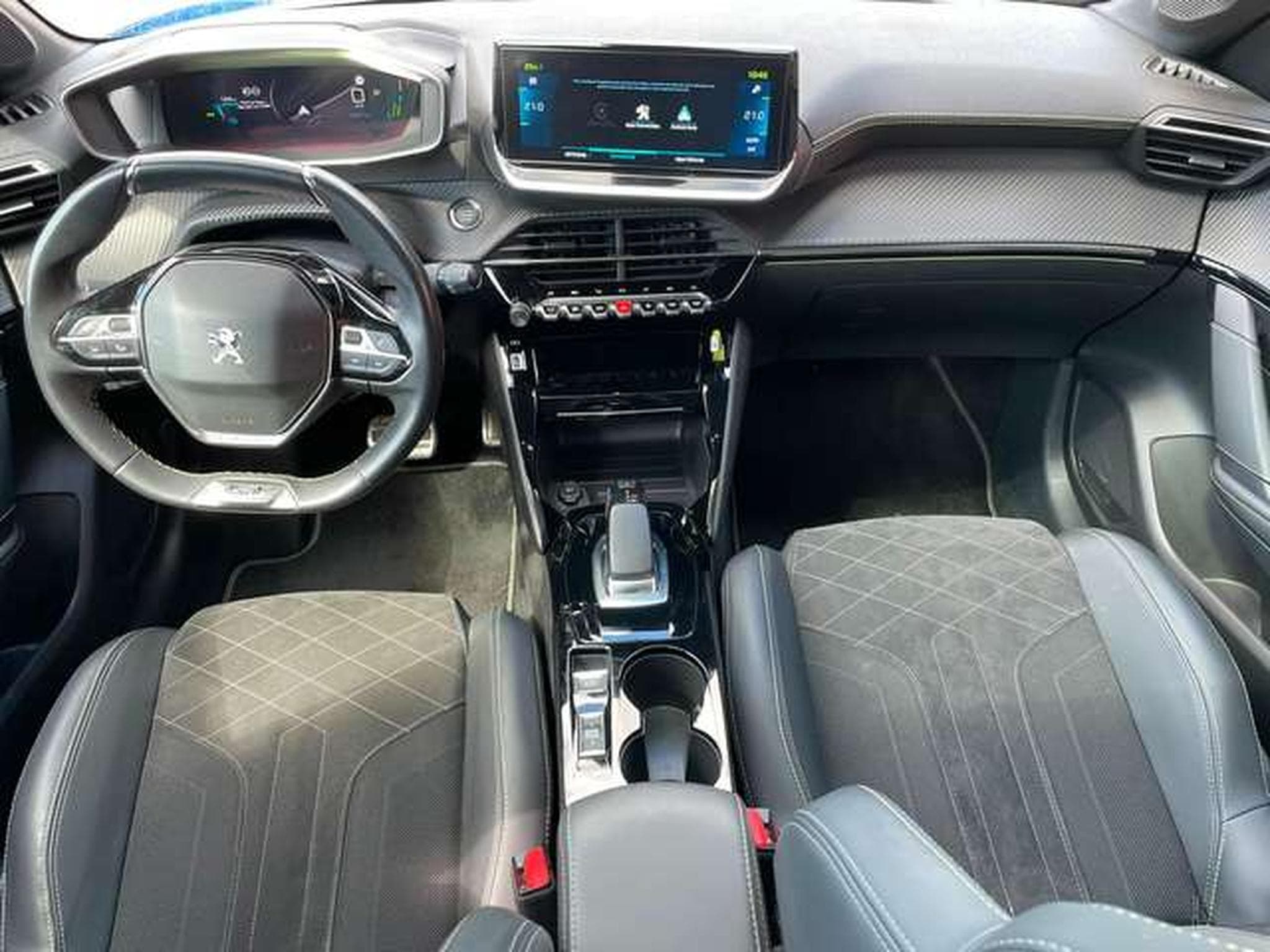 Peugeot 208 208 e 136 GT Pack GARANTIE JUSQU'A 36 MOIS (2022) - Photo 10