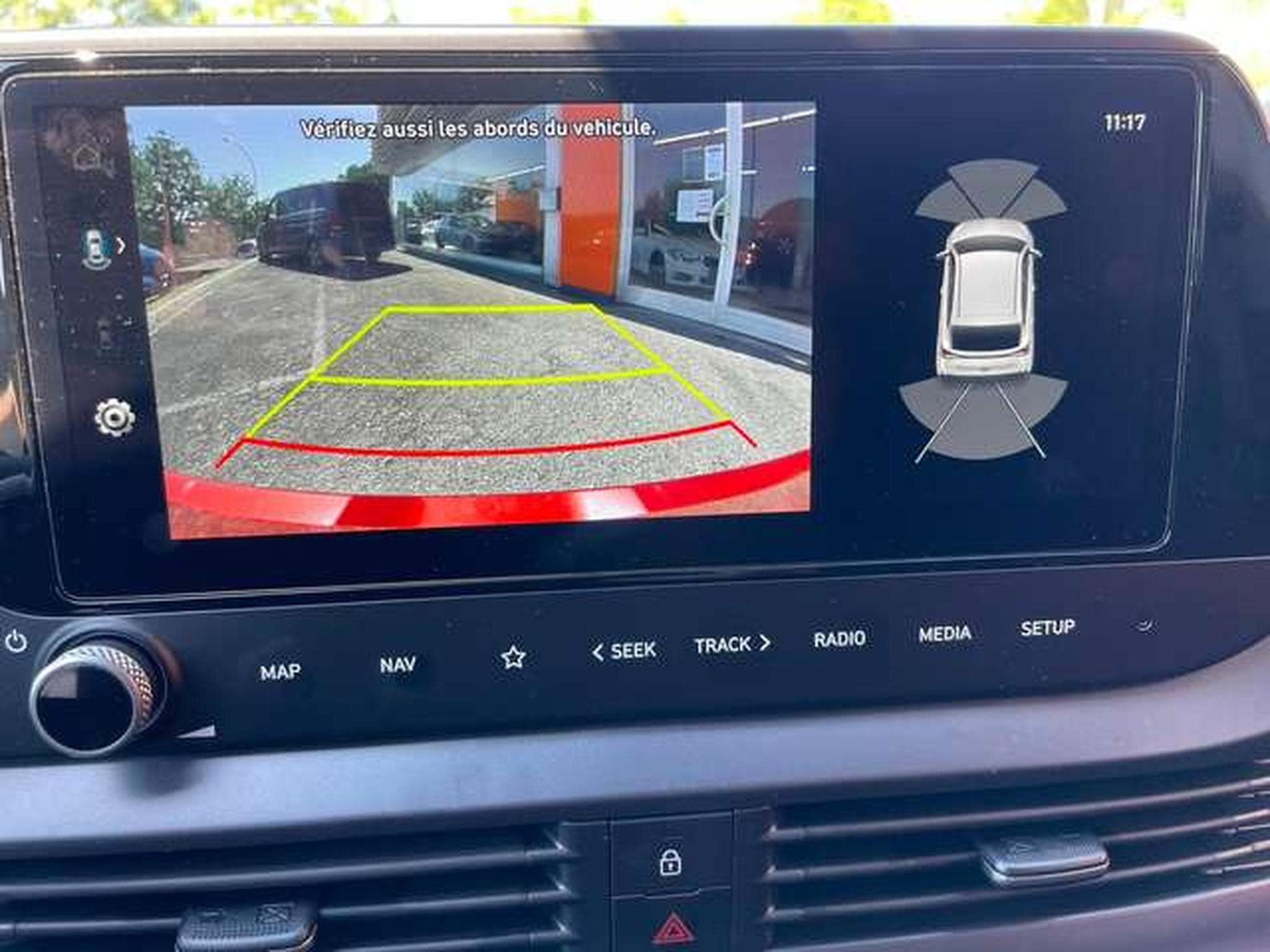 Hyundai i20 i20 1.0 T-GDI 7DCT Sky  GARANTIE JUSQU'A 36 MOIS (2024) - Photo 21