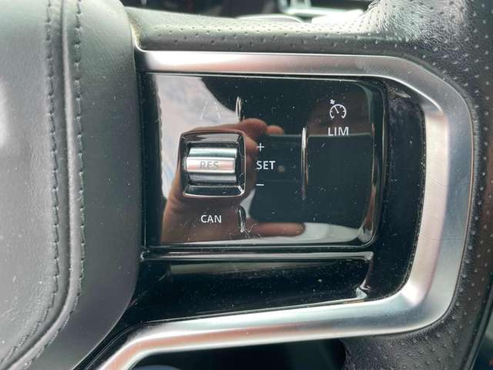 Land-Rover Range Rover Velar 2.0 R-Dynamic 4x4 Auto. (2022) - Photo 17