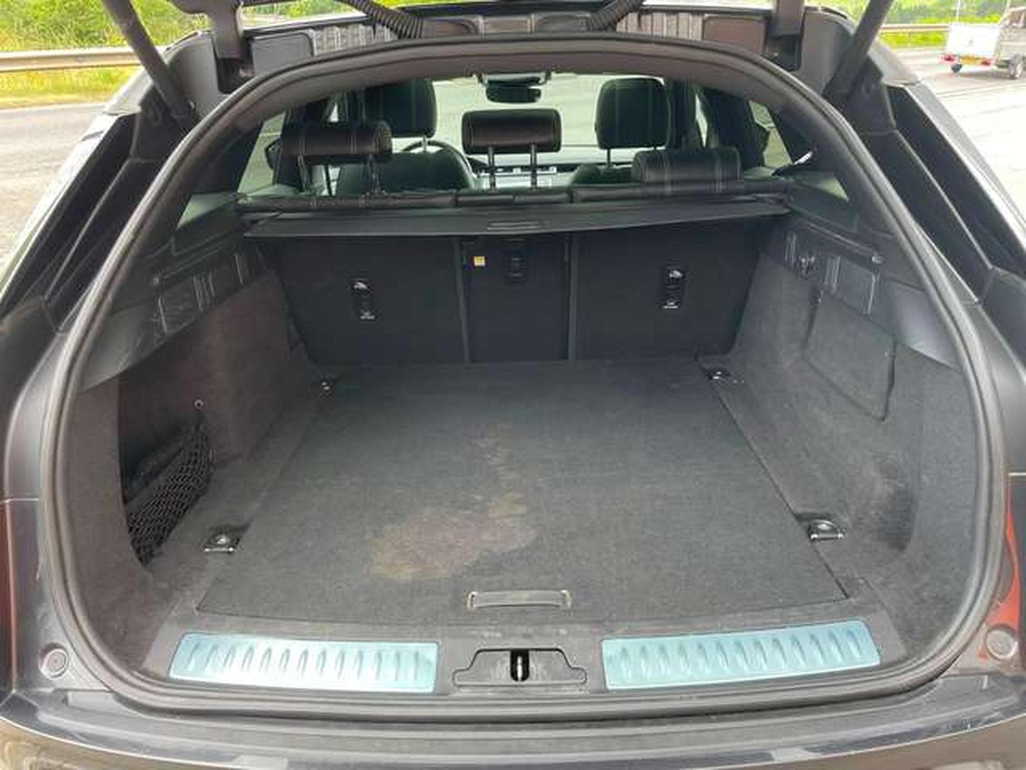 Land-Rover Range Rover Velar 2.0 R-Dynamic 4x4 Auto. (2022) - Photo 34