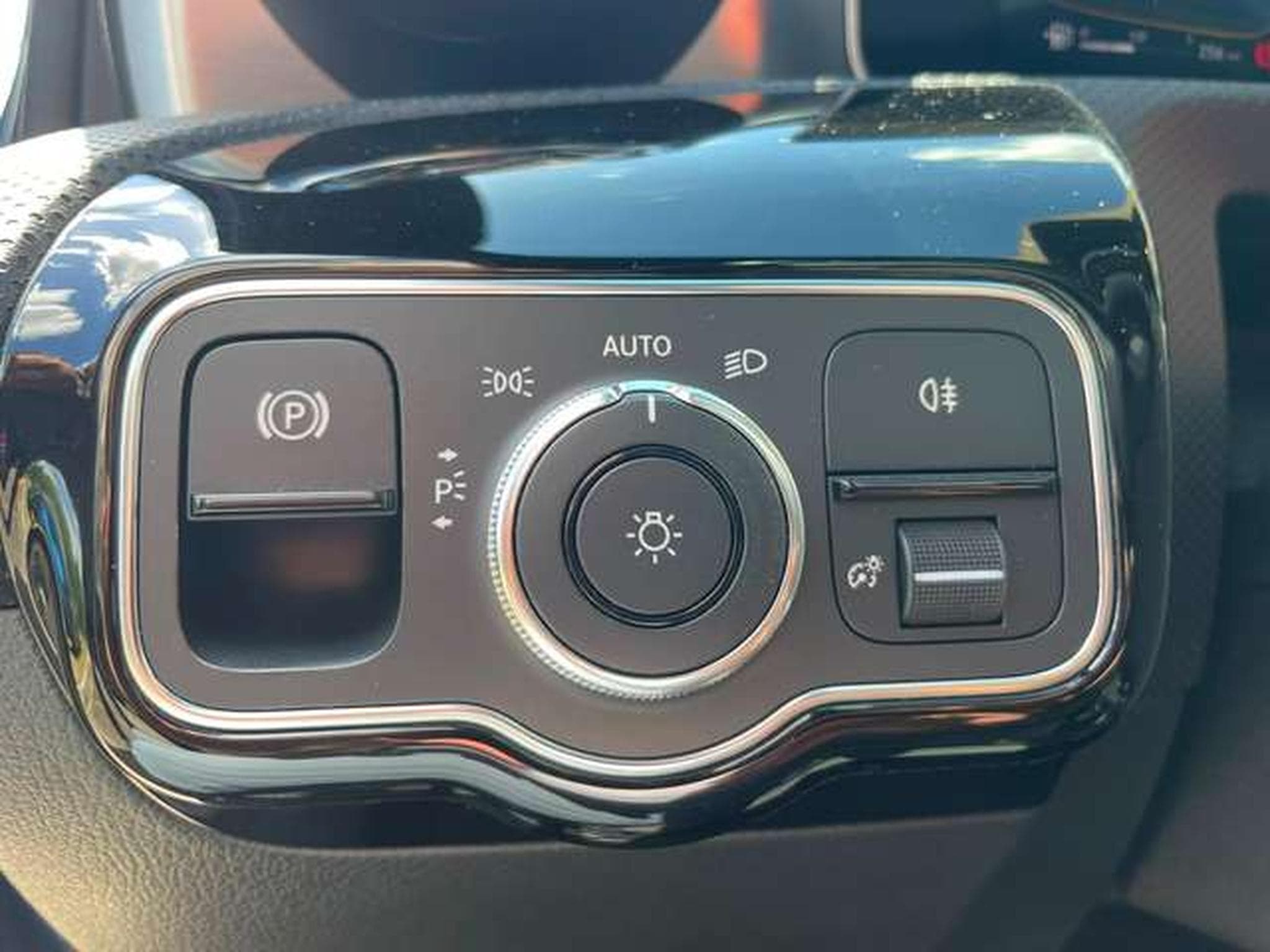 Mercedes A 35 AMG 4Matic Speedshift DCT 7G GARANTIE JUSQU'A 36 MOIS (2019) - Photo 12