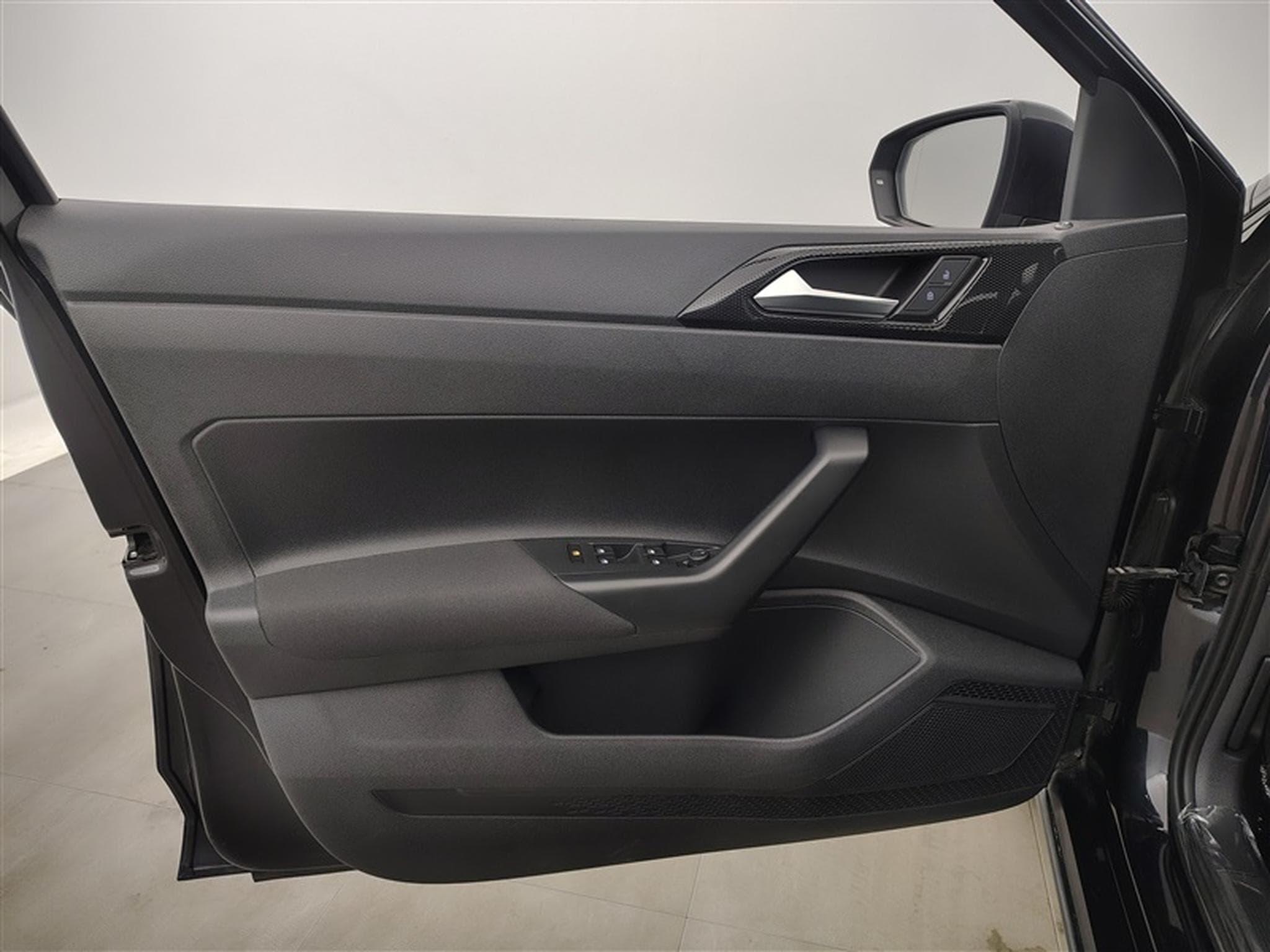 VW Polo 1.0 TSI 95Cv DSG Life CARPLAY/LED/PDC/BT (2022) - Photo 17
