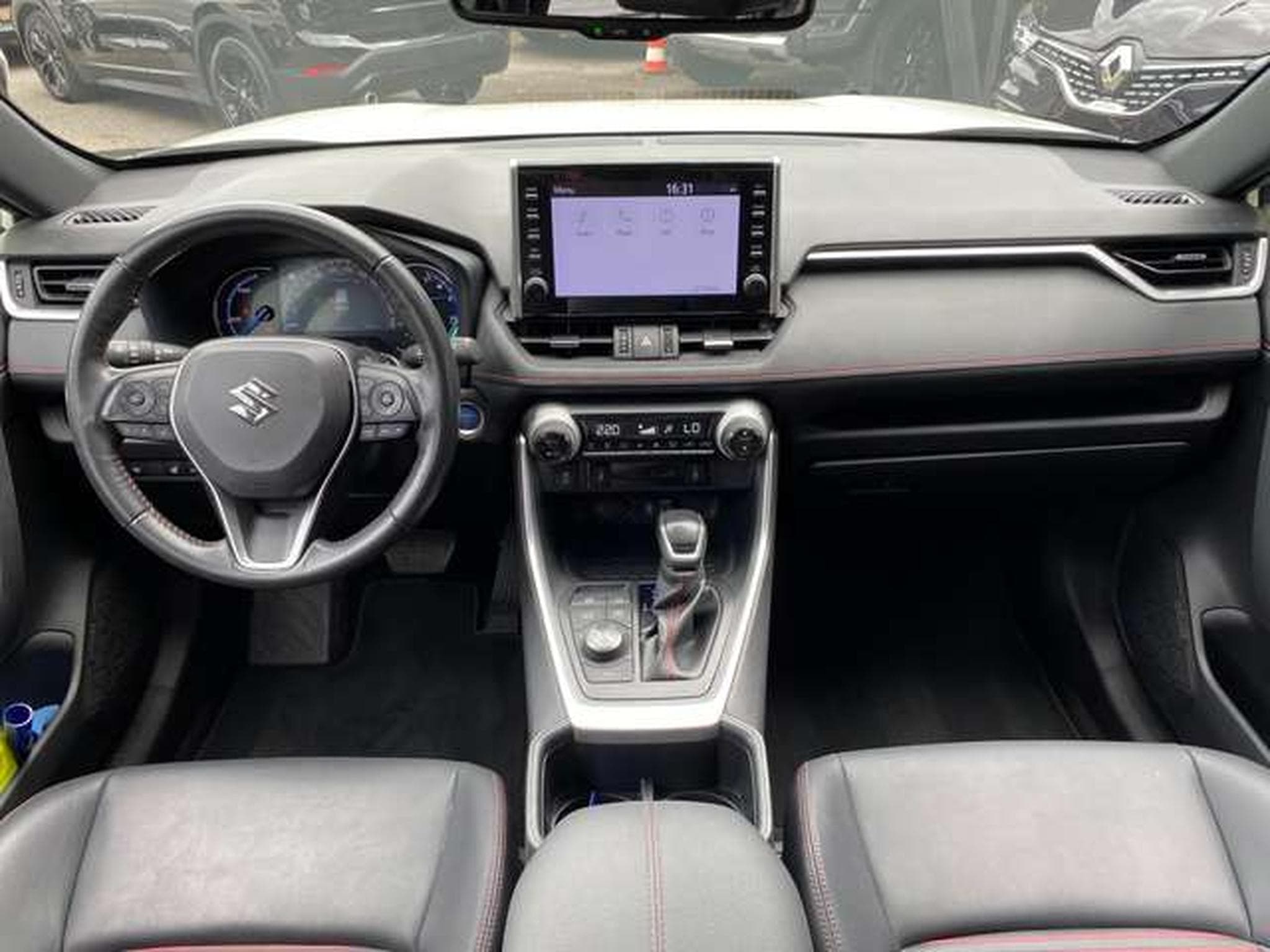 Suzuki Across Across PLUG-IN HYBRID (2022) - Photo 12
