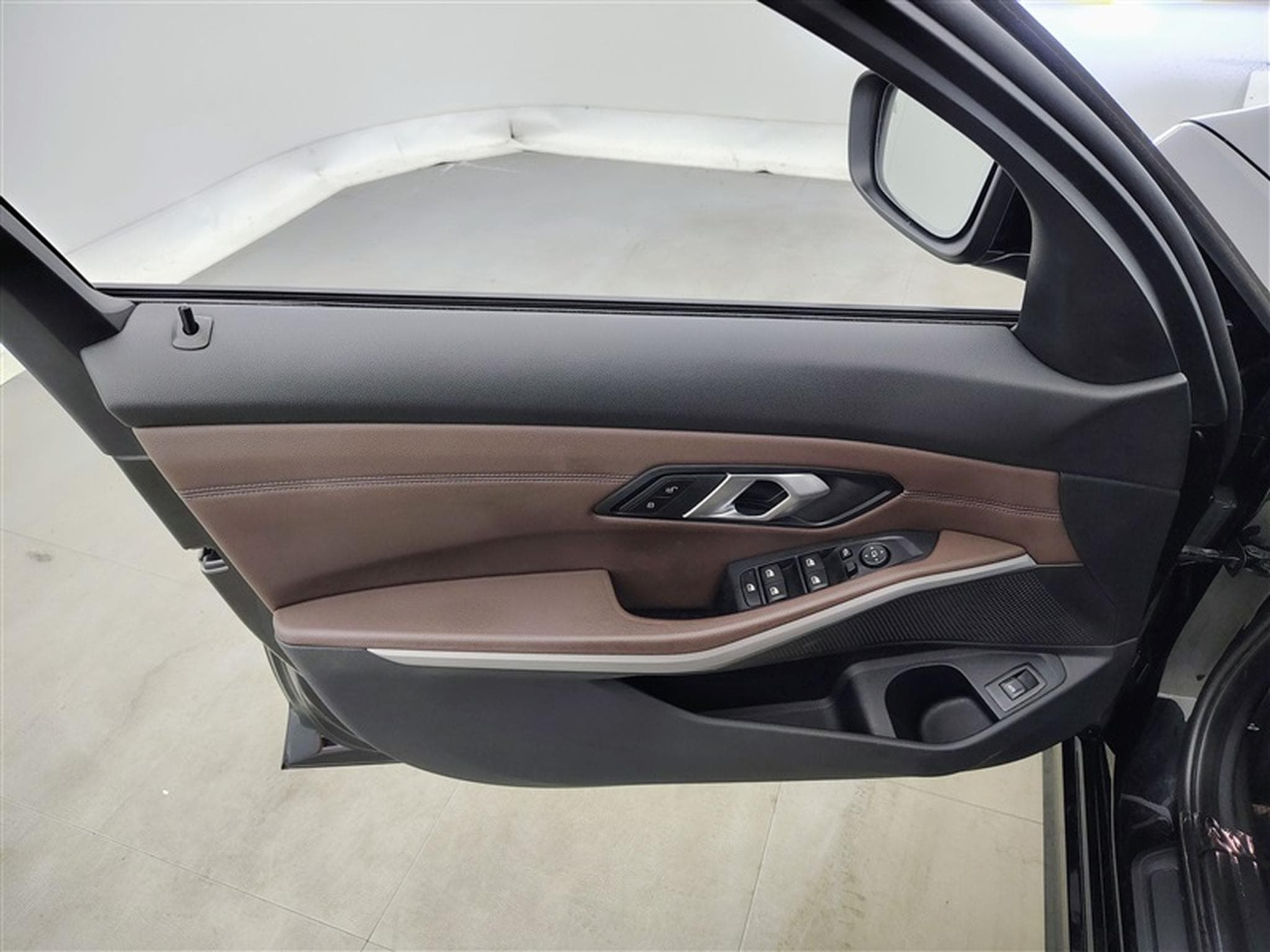 BMW 318 Touring 318 dA MHEV CUIR CHAUFF/CARPLAY/CAM (2021) - Photo 17