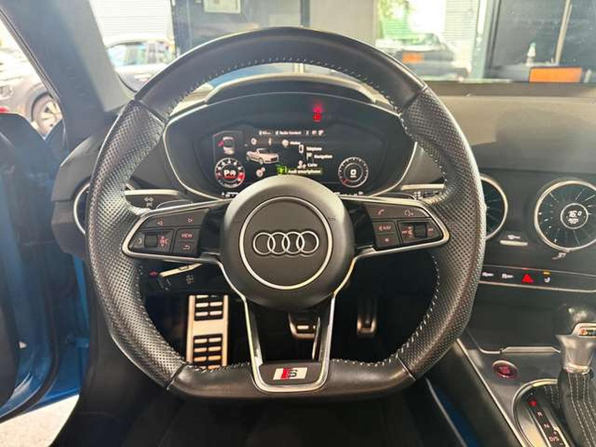 Audi TTS TTS Roadster TFSI quattro S tronic (2020) - Photo 17