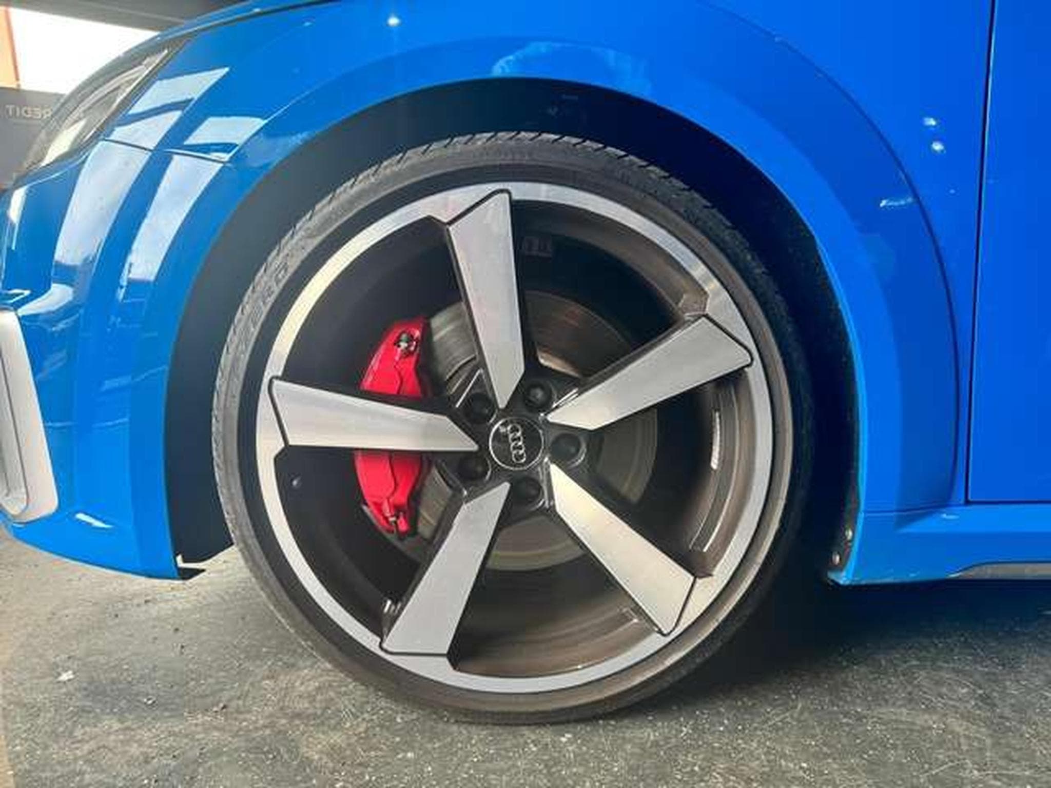 Audi TTS TTS Roadster TFSI quattro S tronic (2020) - Photo 26