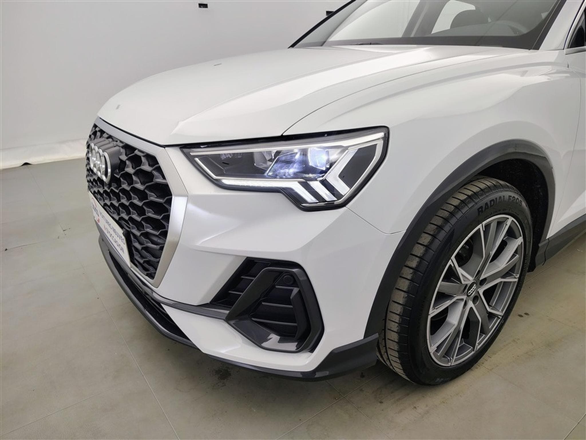 Audi Q3 Sportback 35 TFSI S-Tronic Sport CARPLAY / CAMERA / FULL LED (2021) - Photo 15
