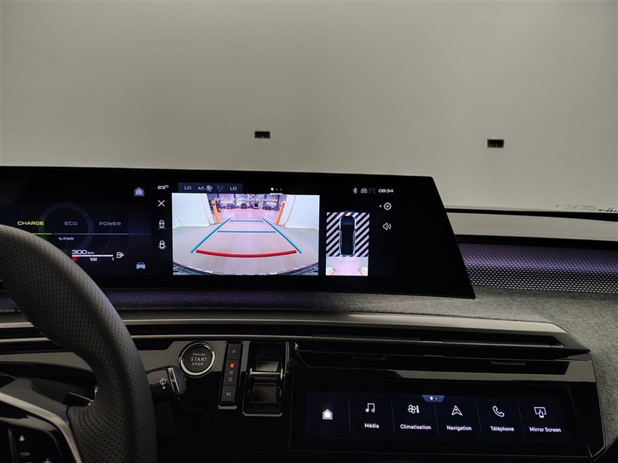 Peugeot 3008 1.2 Hybrid 145Cv e-DCS6 GT NAVI / FULL LED / CAMERA (2025) - Photo 18