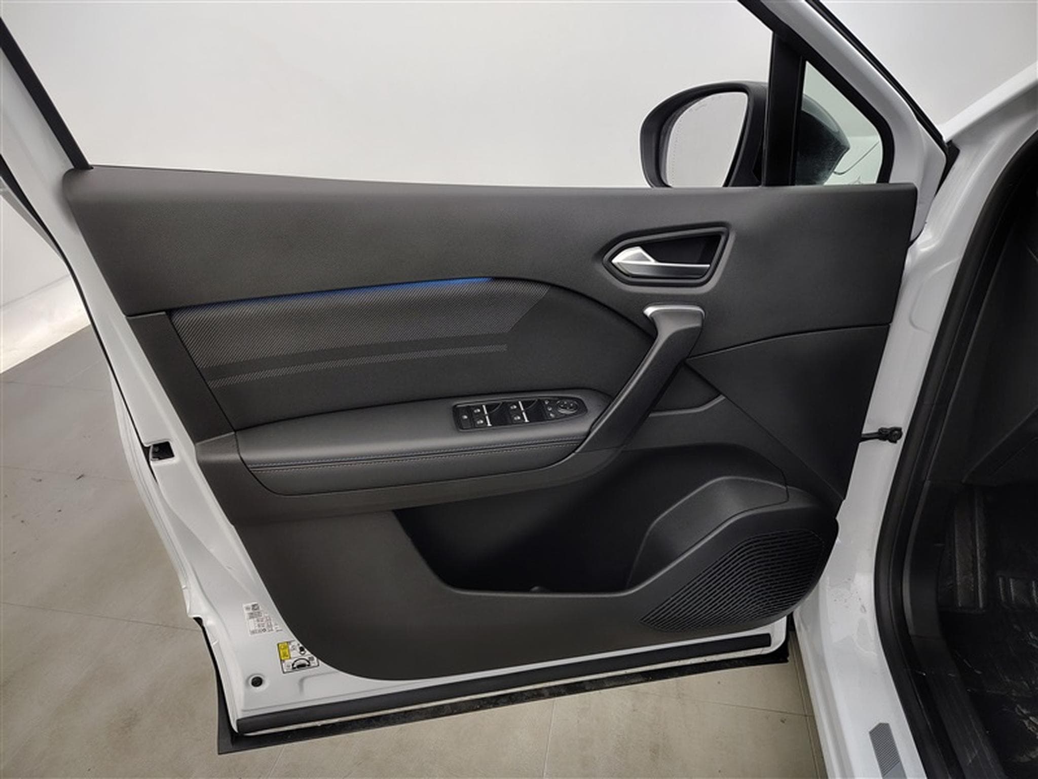 Renault Symbioz 1.6 E-TECH 145 Full Hybride Esprit Alpine NAVI/ S-CUIR/ LED (2025) - Photo 17