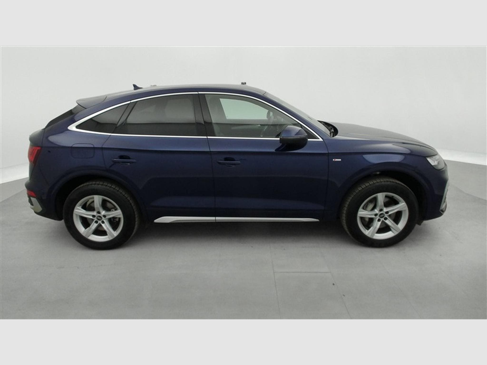 Audi Q5 Sportback PHEV 50 TFSIe Quattro S-Line NAVI / CAMERA (2022) - Photo 25