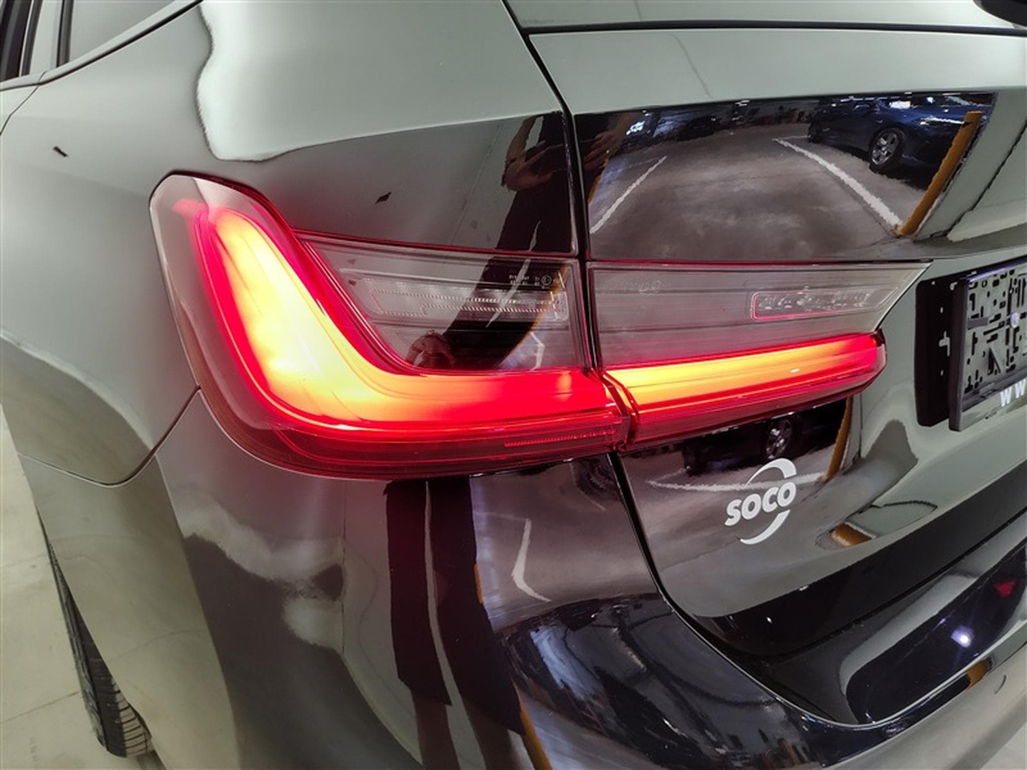 BMW 318 318 d Touring NAVI/TO PANO/FULL LED/JA17/PDC (2020) - Photo 16