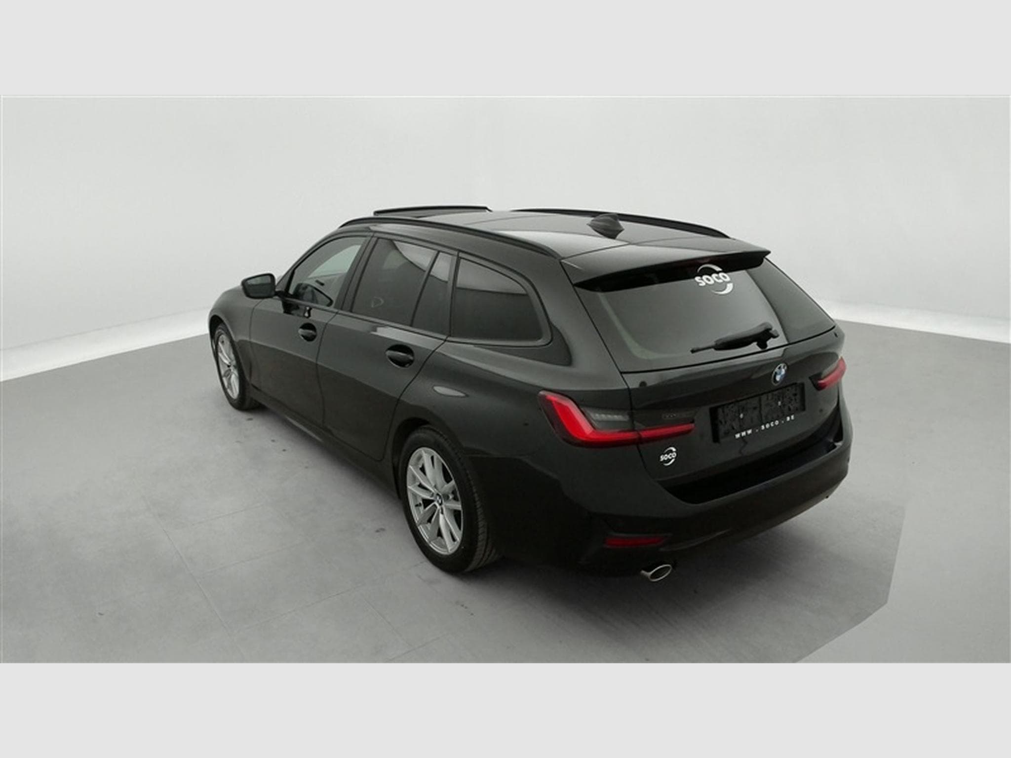 BMW 318 318 d Touring NAVI/TO PANO/FULL LED/JA17/PDC (2020) - Photo 2