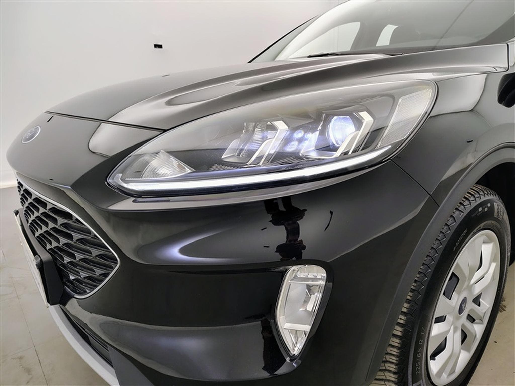 Ford Kuga 1.5 EcoBoost Connect NAVI / FULL LED / PDC AV+AR (2024) - Photo 15