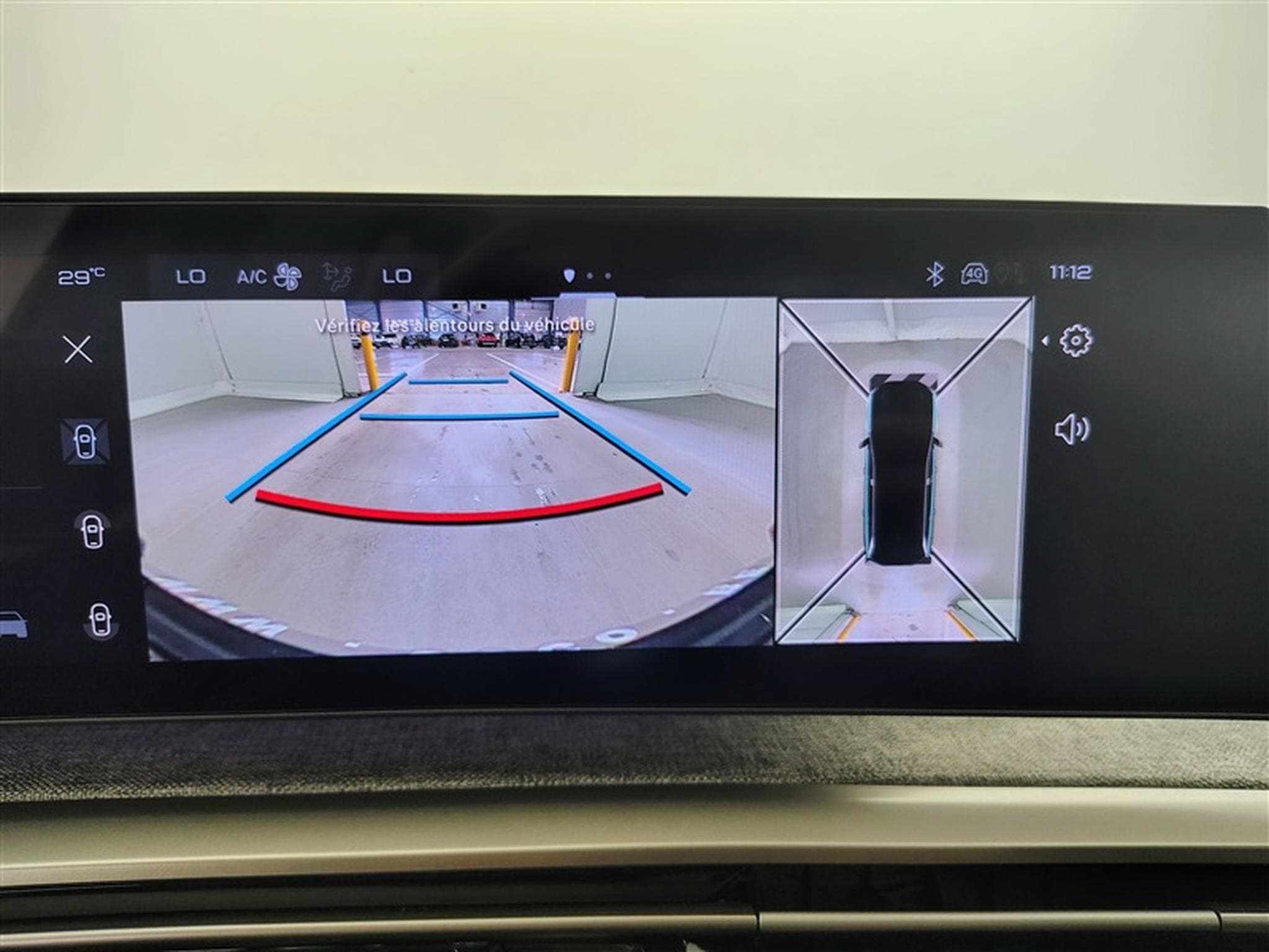Peugeot 5008 1.2 HYBRID 145cv e-DSC6 Allure 7pl. CARPLAY / FULL LED / CAM (2025) - Photo 11