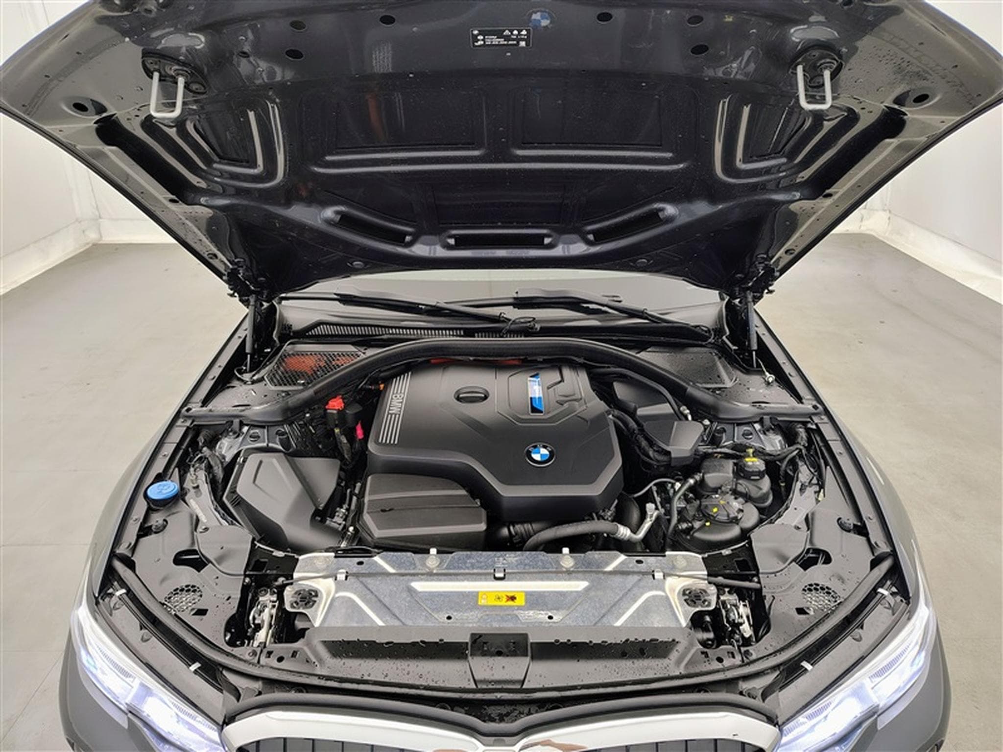 BMW 330 e XDrive PHEV PACK M NAV/CARPLAY/CAM/CUIR/PANO/LASER LED/HUD (2022) - Photo 21