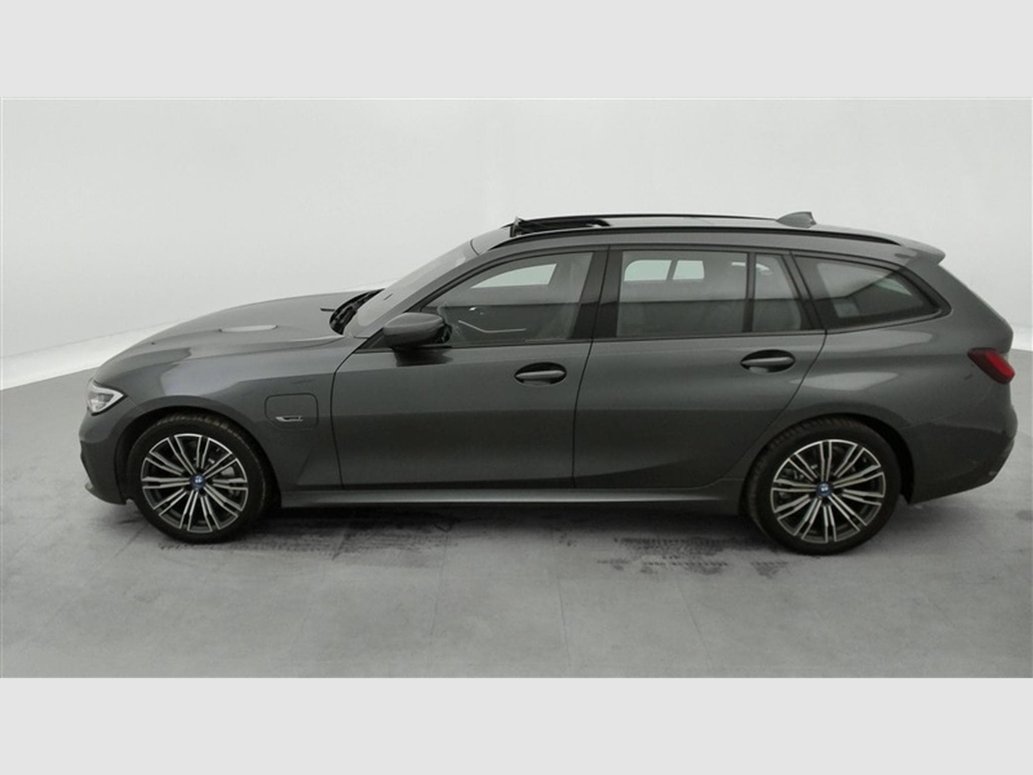 BMW 330 e XDrive PHEV PACK M NAV/CARPLAY/CAM/CUIR/PANO/LASER LED/HUD (2022) - Photo 3