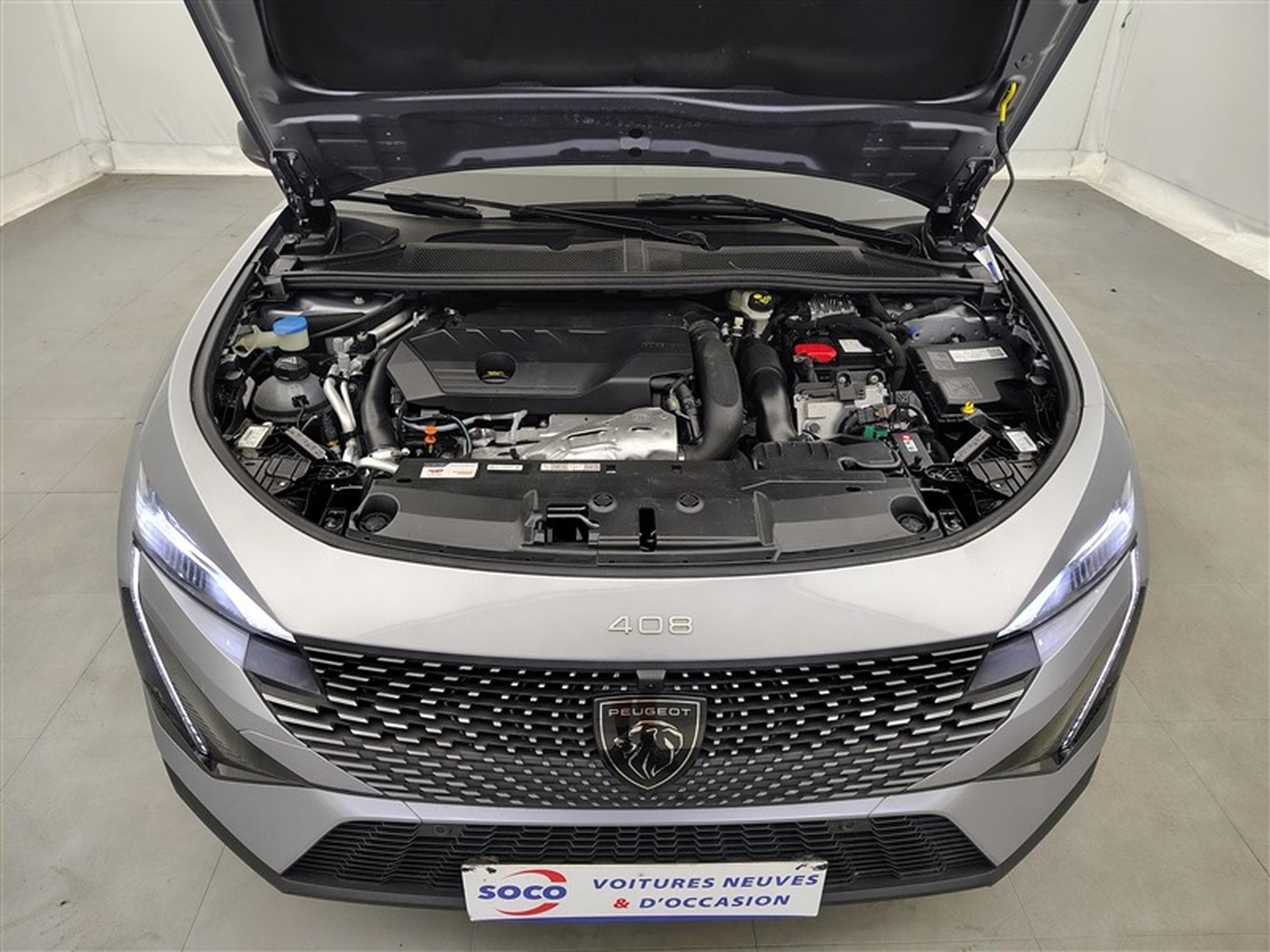 Peugeot 408 1.6 PHEV 150cv EAT8 Allure NAVI / FULL LED / CAMERA 360 (2024) - Photo 19