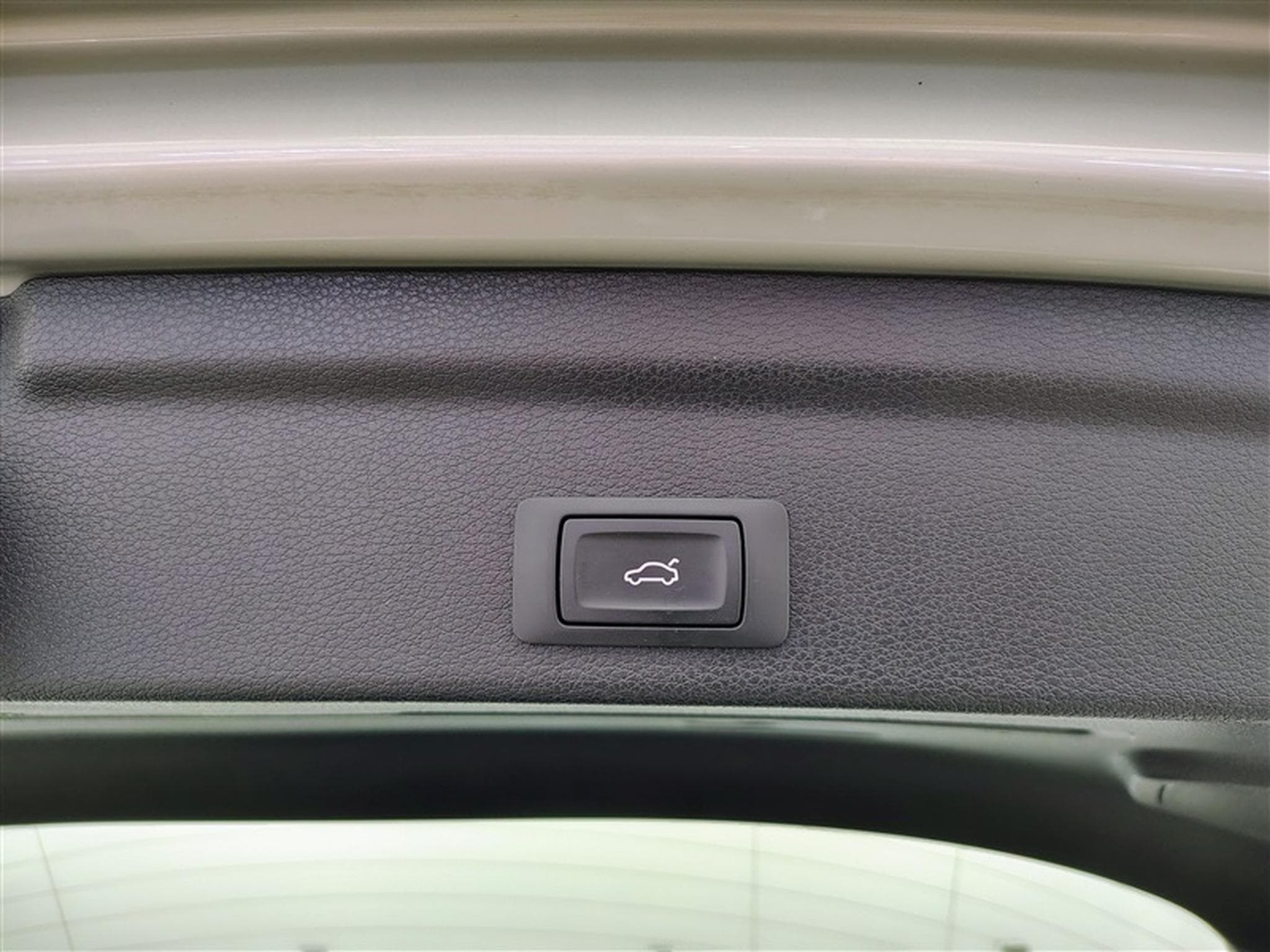 Audi Q3 Sportback 35 TFSI Design CUIR/NAVI/FULL LED/JA18 (2021) - Photo 19