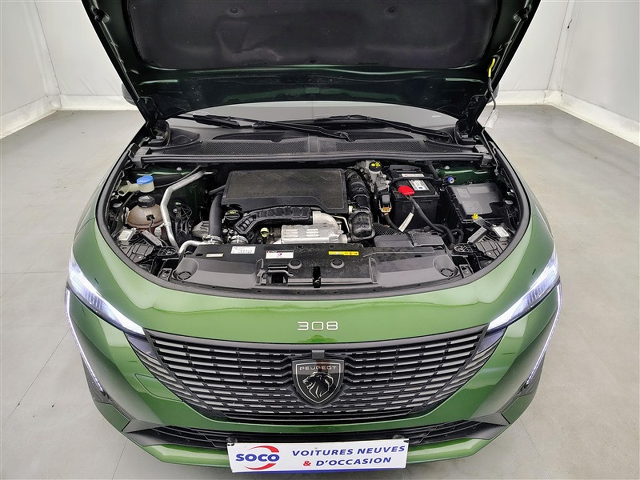 Peugeot 308 1.2 PureTech Allure NAVI / CAMERA / CARPLAY (2023) - Photo 19