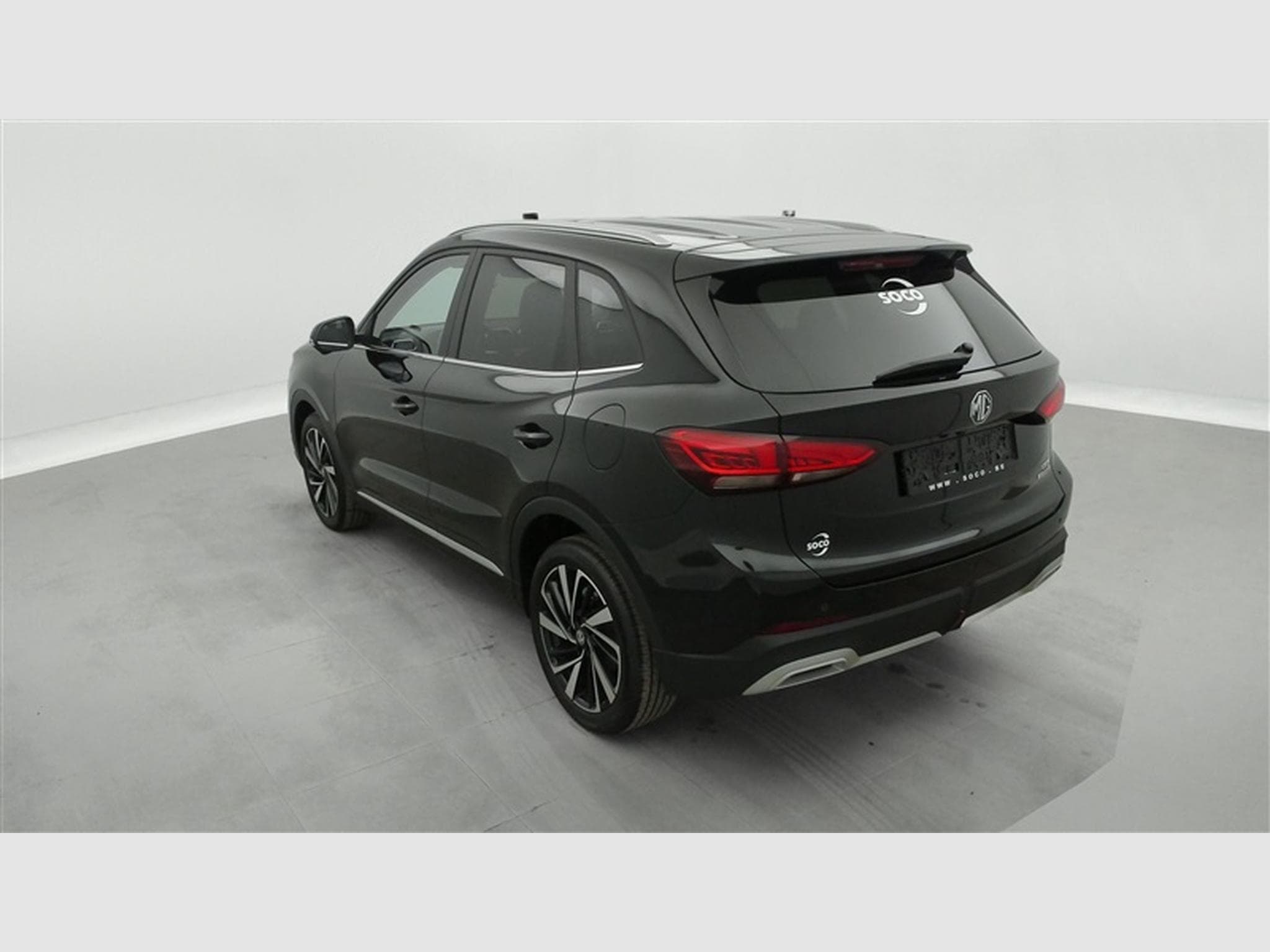 MG ZS 1.5 Hybrid+ Luxury NAVI / CAMERA / CARPLAY / ALU (2026) - Photo 2