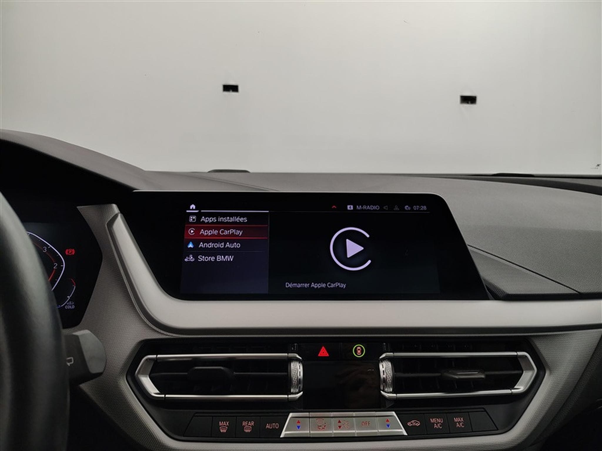 BMW 116 116 d Business Line NAVI / FULL LED / TO PANO / ALU / PDC (2021) - Photo 5