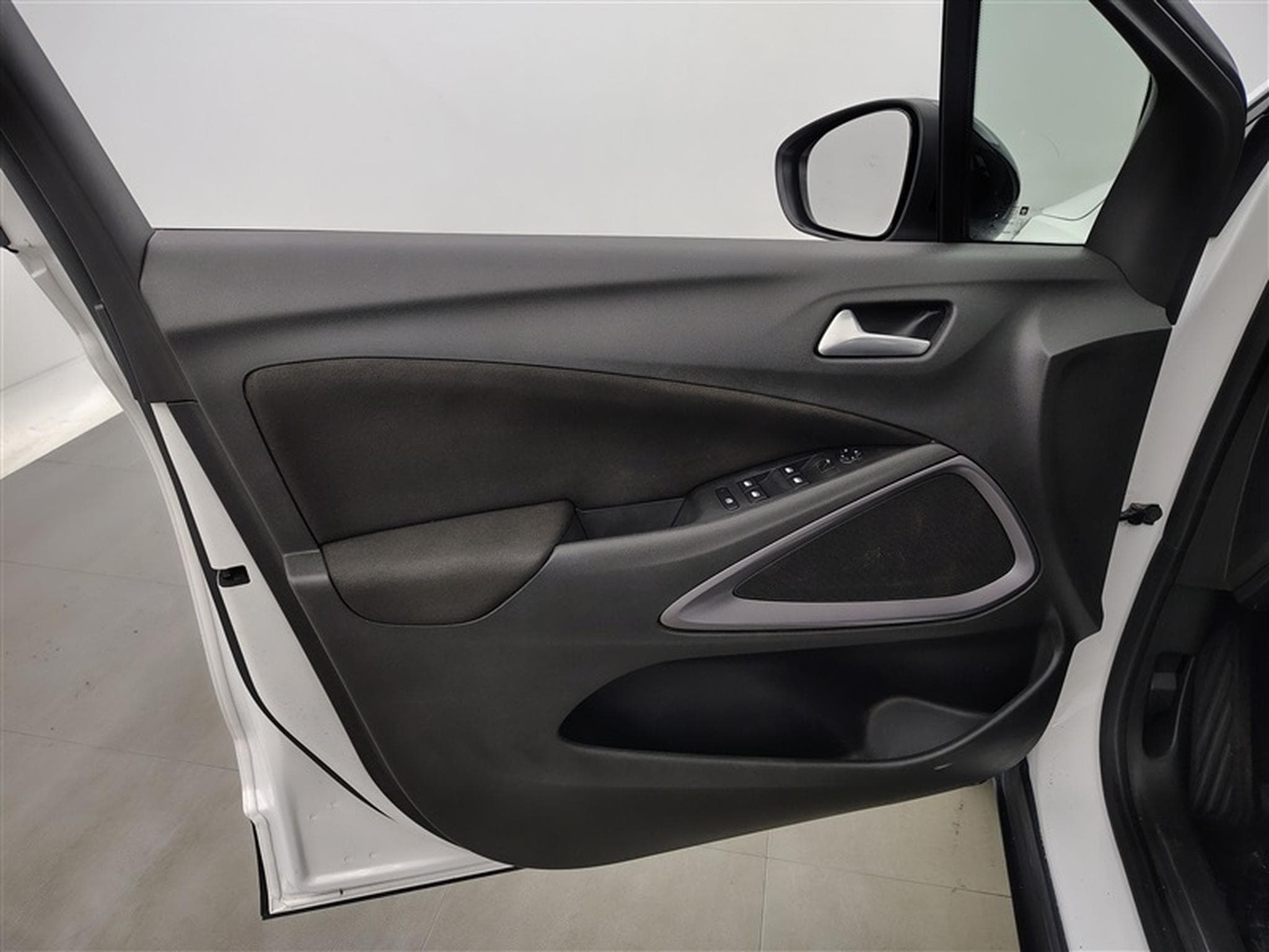 Opel Crossland 1.2 Edition CARPLAY / FULL LED / CLIM (2024) - Photo 16