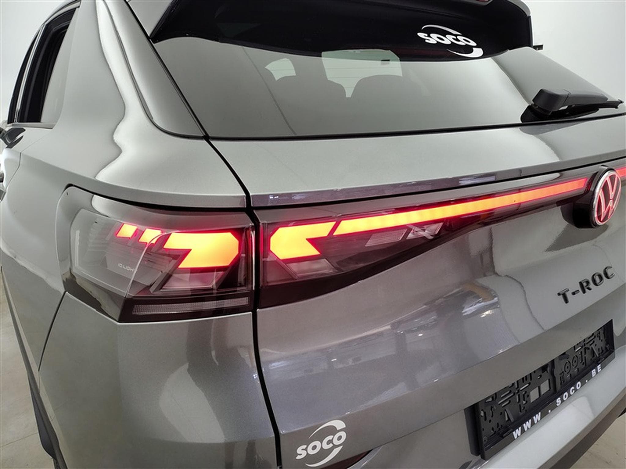 VW T-Roc 1.5 TSI 150cv DSG R-Line CARPLAY / FULL LED / PANO / CAMERA (2026) - Photo 16