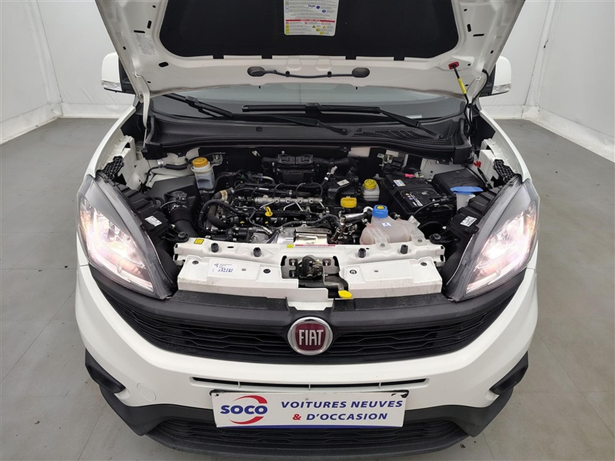 Fiat Doblo 1.6 MJET Cargo CLIM / CARPLAY (2023) - Photo 18