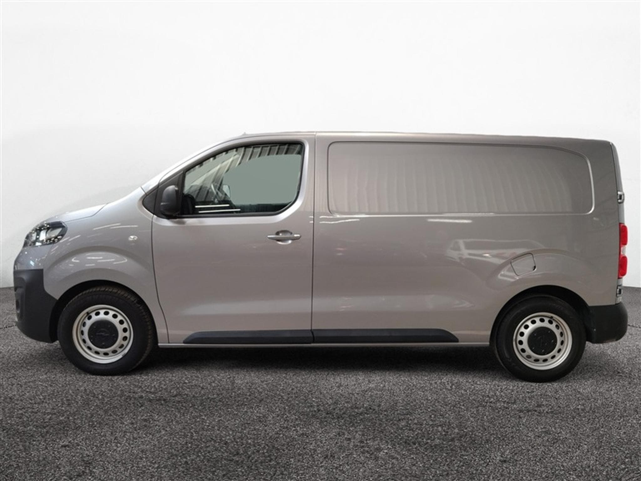 Opel Vivaro 2.0 TD L2H1 Edition AUTO/NAVI/PDC (2023) - Photo 3