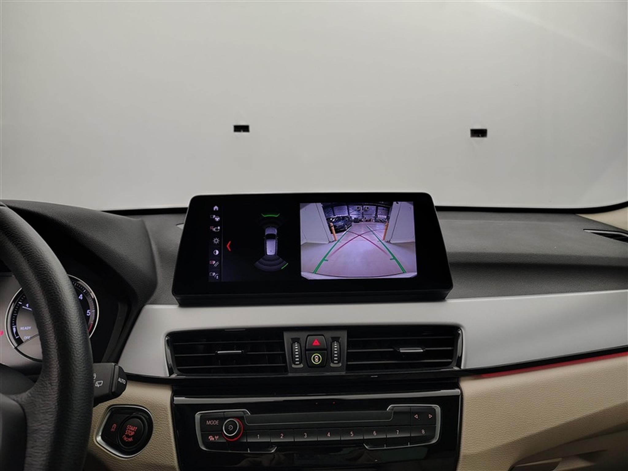BMW X1 1.5 dA sDrive16 NAVI / CUIR / TOIT PANO (2021) - Photo 17