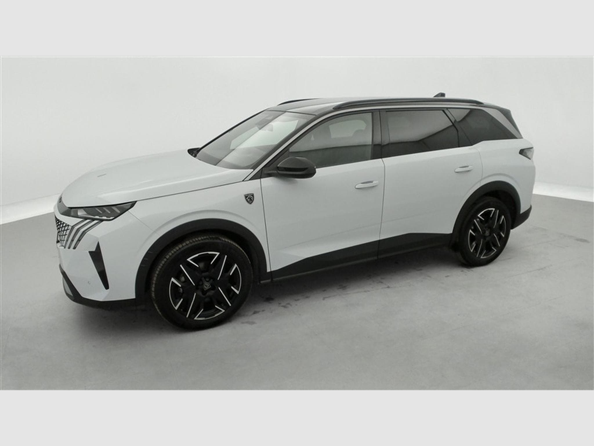 Peugeot 5008 1.2 Hybrid 145Cv e-DCS6 GT 7PL / NAVI / CARPLAY / CAMERA (2025) - Photo 23