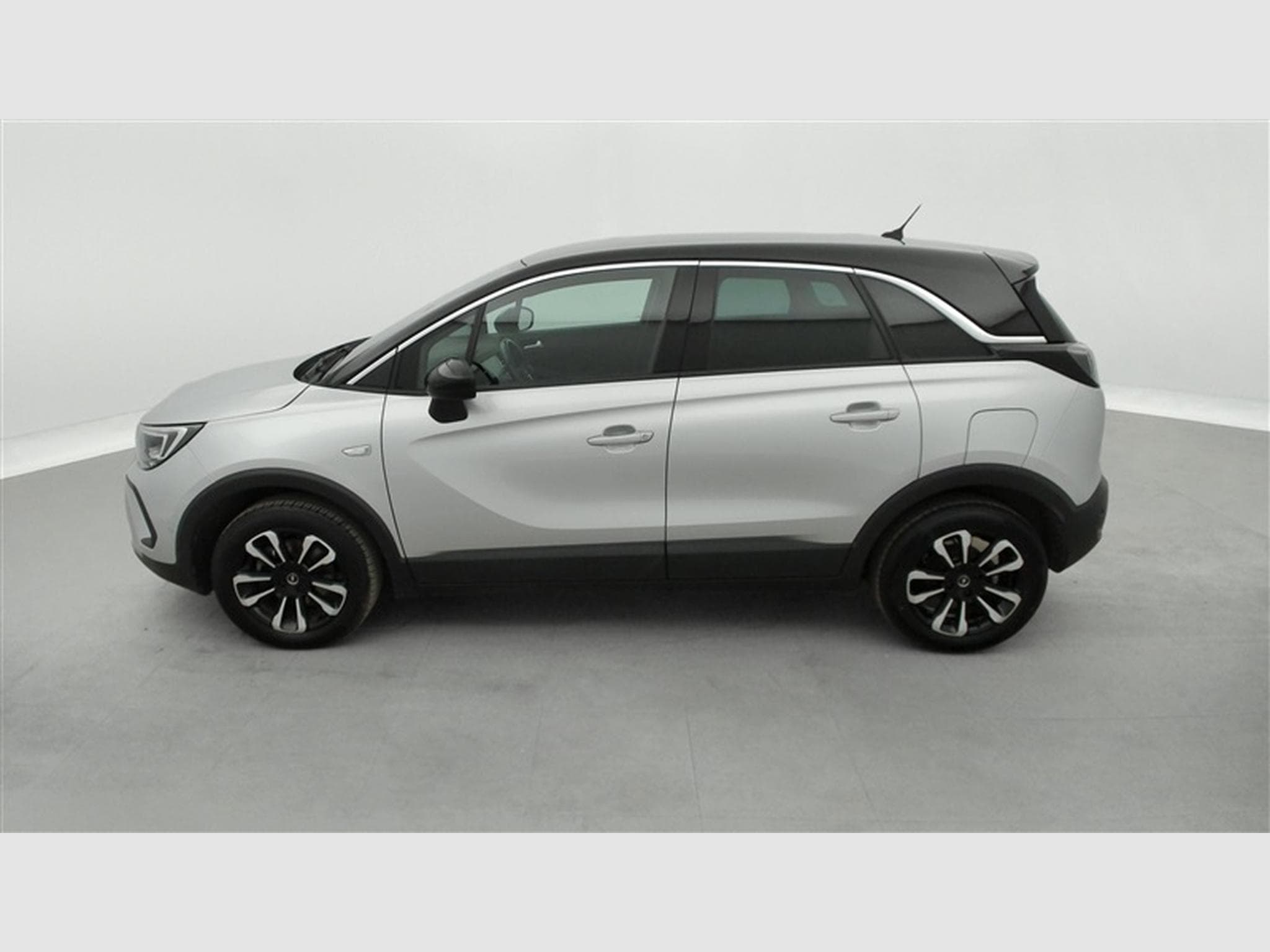 Opel Crossland 1.2 Turbo Ultimate NAVI / FULL LED / PDC AV-AR (2024) - Photo 3