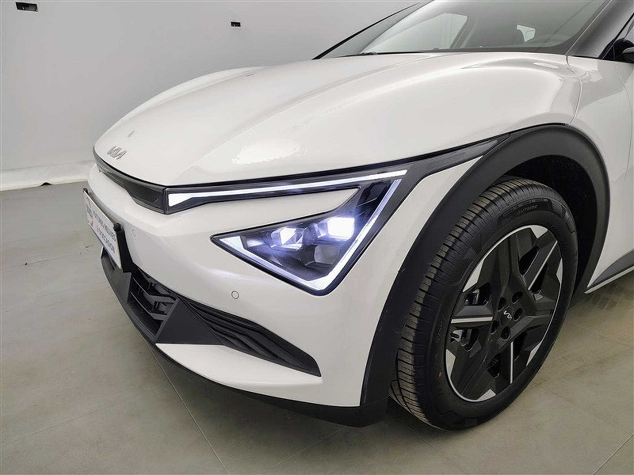 Kia EV6 EV6 Edition NAVI / FULL LED / CUIR PARTIEL / CAMERA (2025) - Photo 15