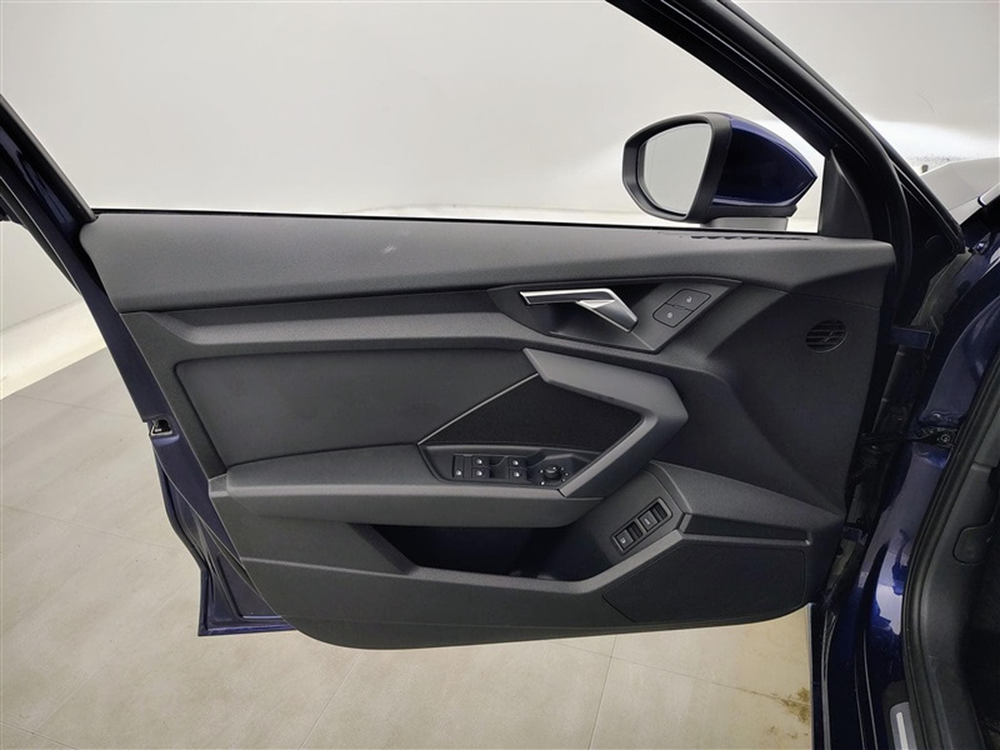 Audi A3 Sportback PHEV 40 TFSI e S tronic Cuir / Navi (2022) - Photo 17